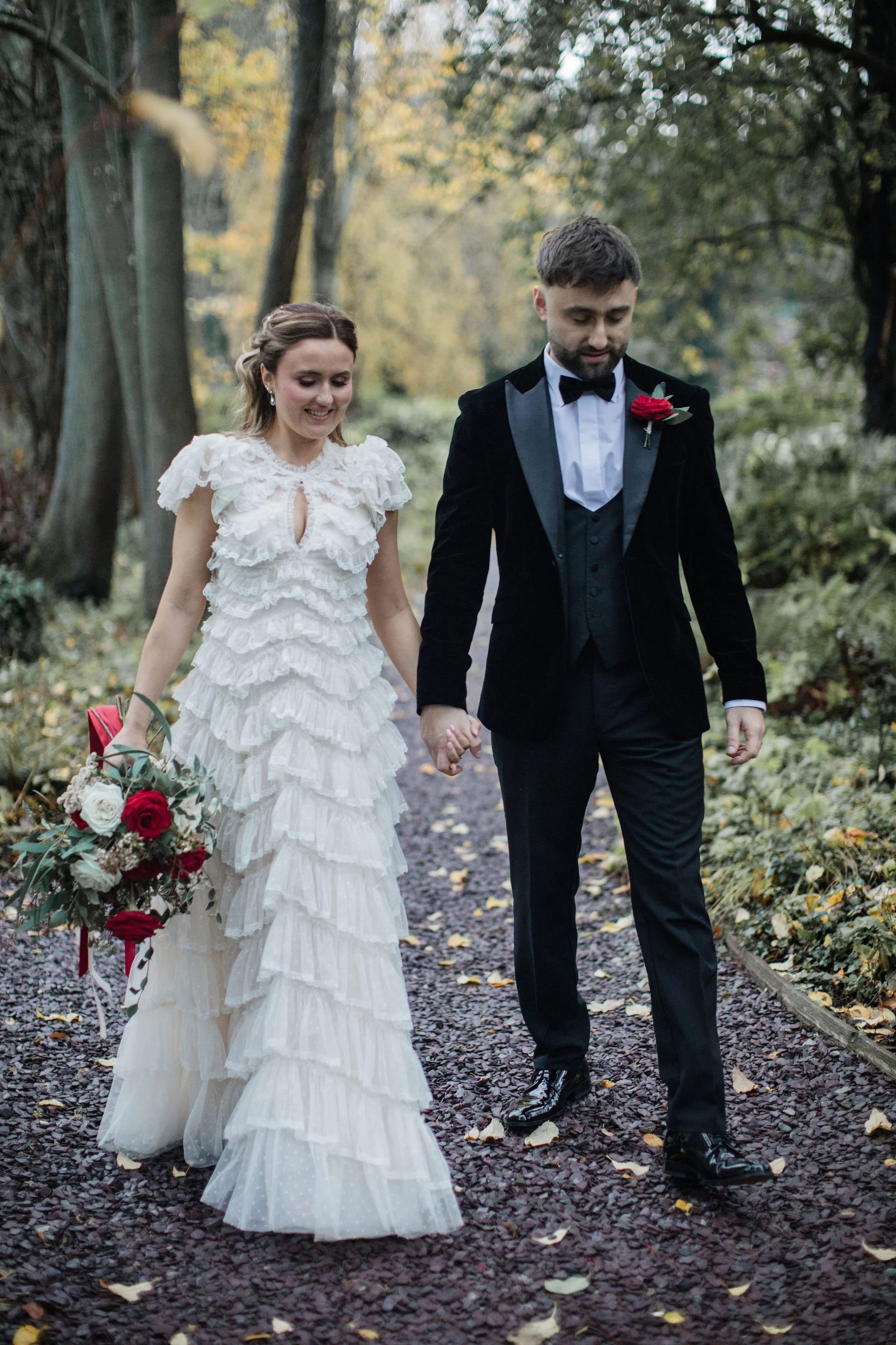 Timeless- authentic-wedding-photography-luxuryfeel-theoldhallely68.jpg