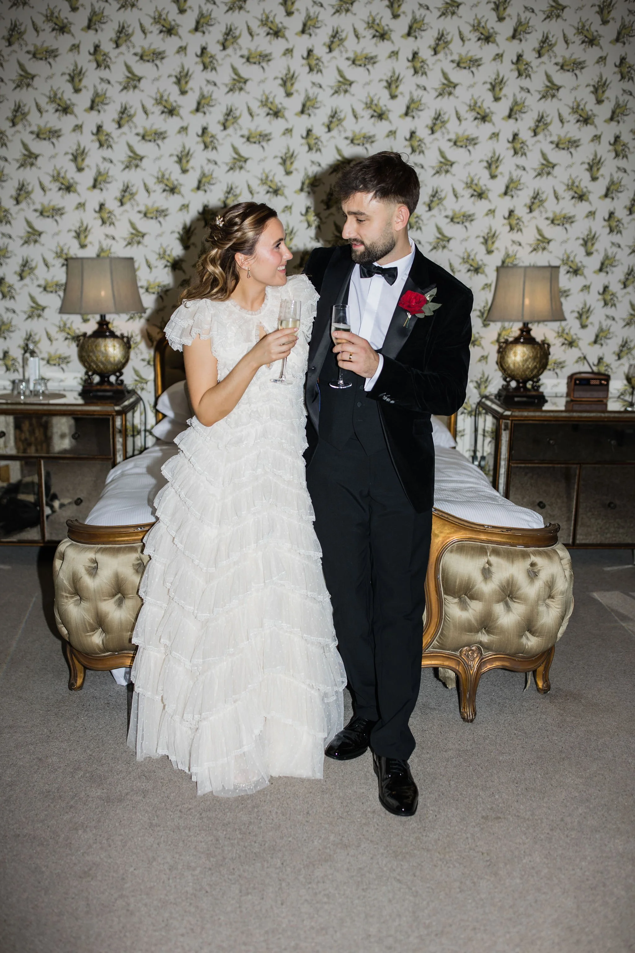 Timeless- authentic-wedding-photography-luxuryfeel-theoldhallely91.jpg