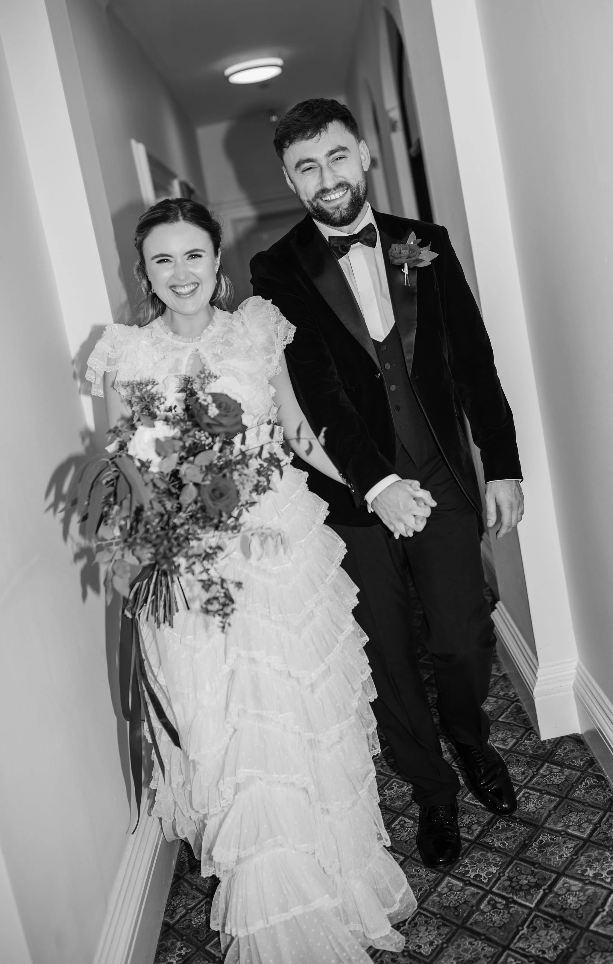 Timeless- authentic-wedding-photography-luxuryfeel-theoldhallely97.jpg