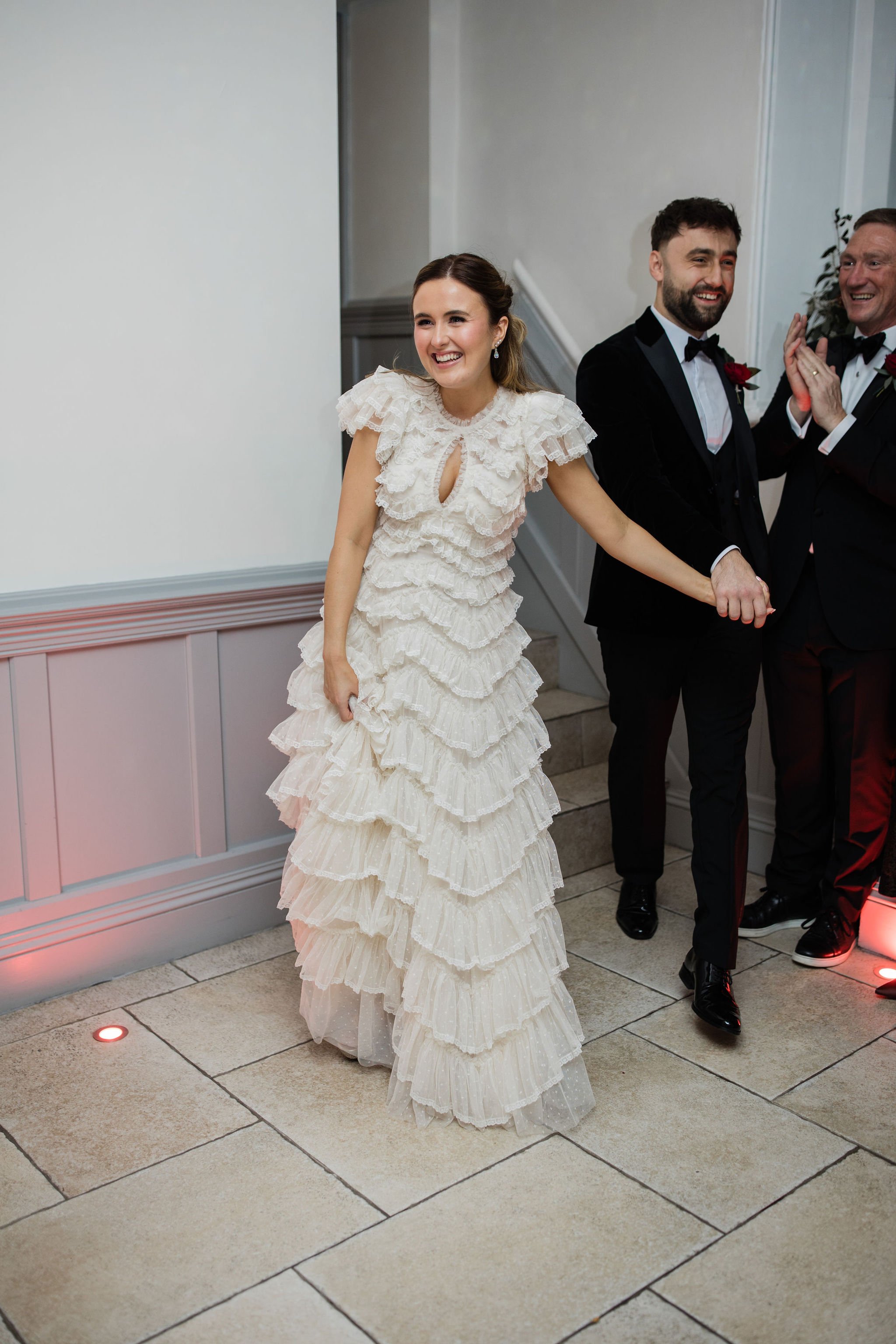 Timeless- authentic-wedding-photography-luxuryfeel-theoldhallely100.jpg