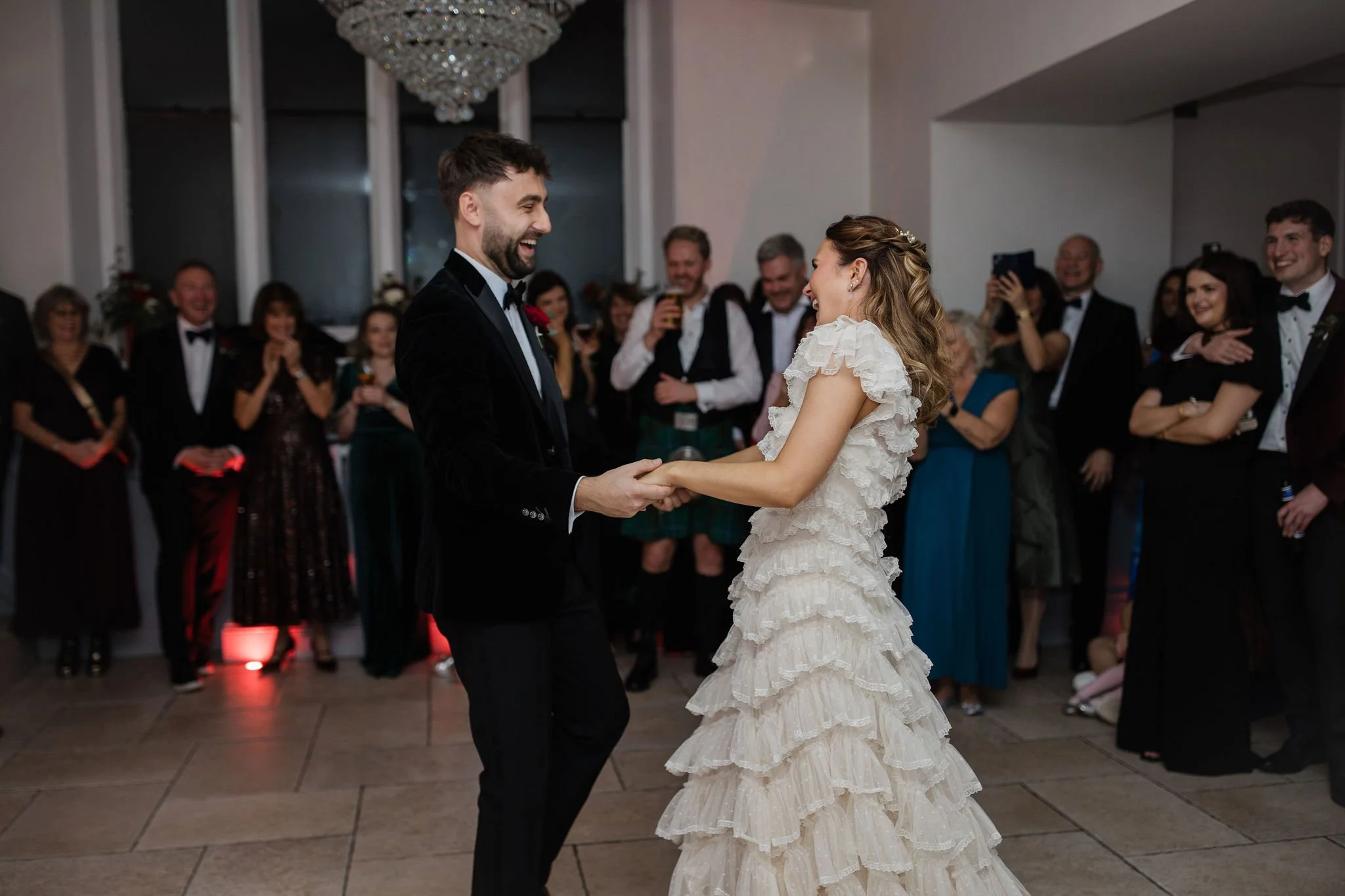 Timeless- authentic-wedding-photography-luxuryfeel-theoldhallely106.jpg