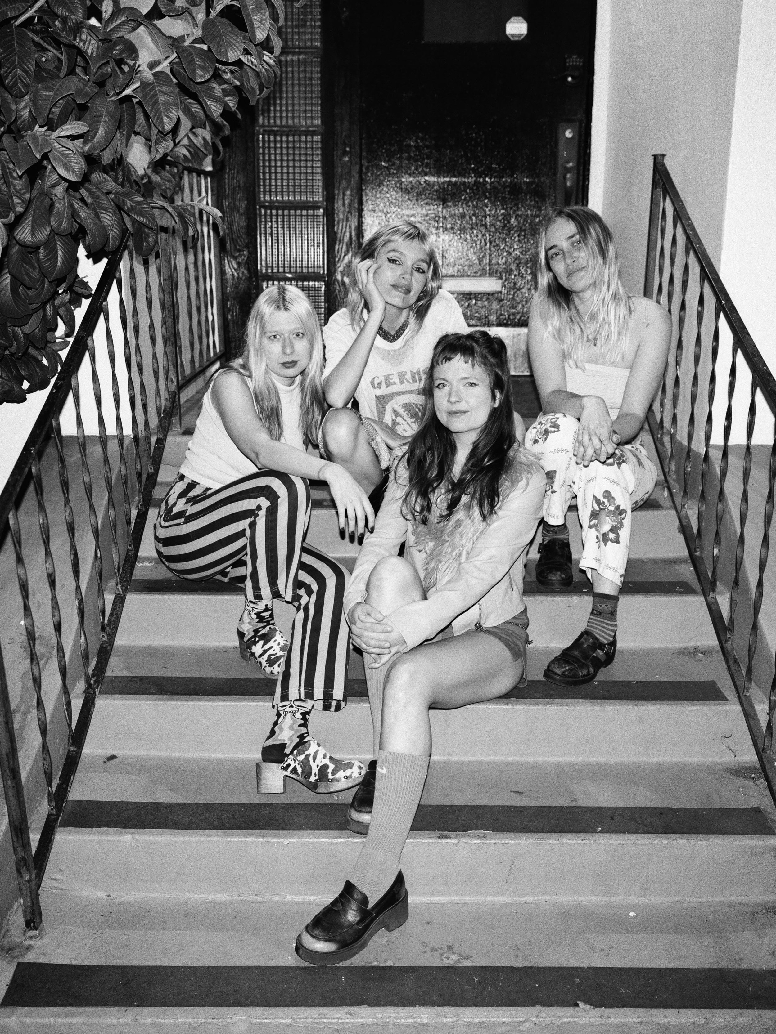 CISSI TV just after our show at Arroyo Secodelic Festival🪇
Izzy was on tour so Olivia played with us
Photo @wymorepatrick