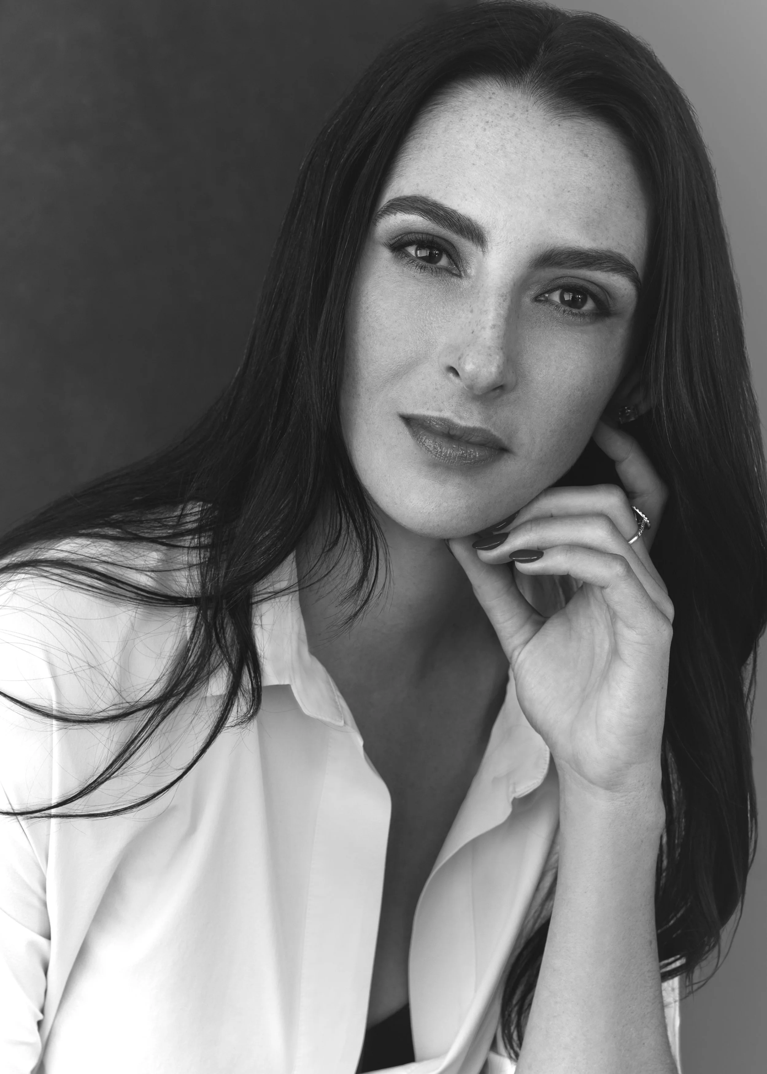 personal-brand-portrait-black-and-white-nyc.jpg