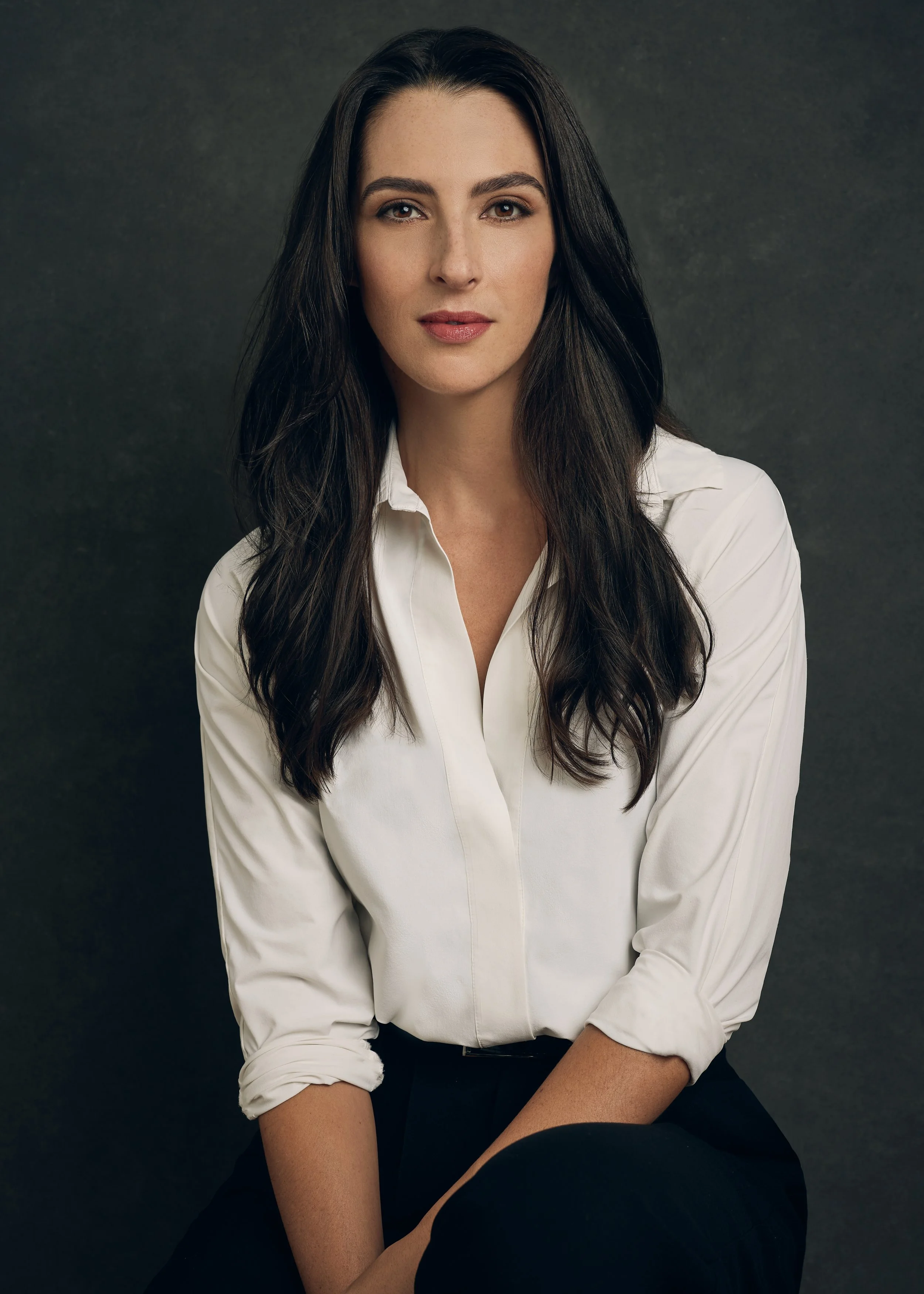 executive-portrait-modern-dark-hair-nyc.jpg