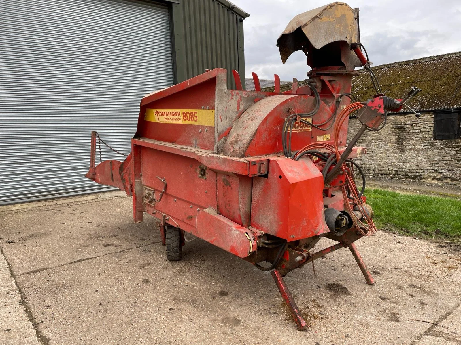 Teagle Tomahawk 808S Bale Shredder