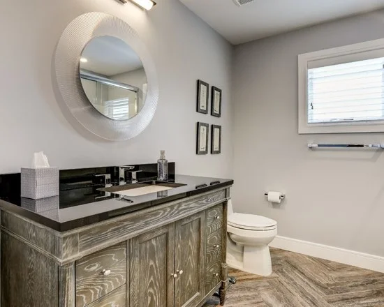 2af1a28f0a3d2687_4775-w550-h440-b0-p0-q87--bathroom.jpg