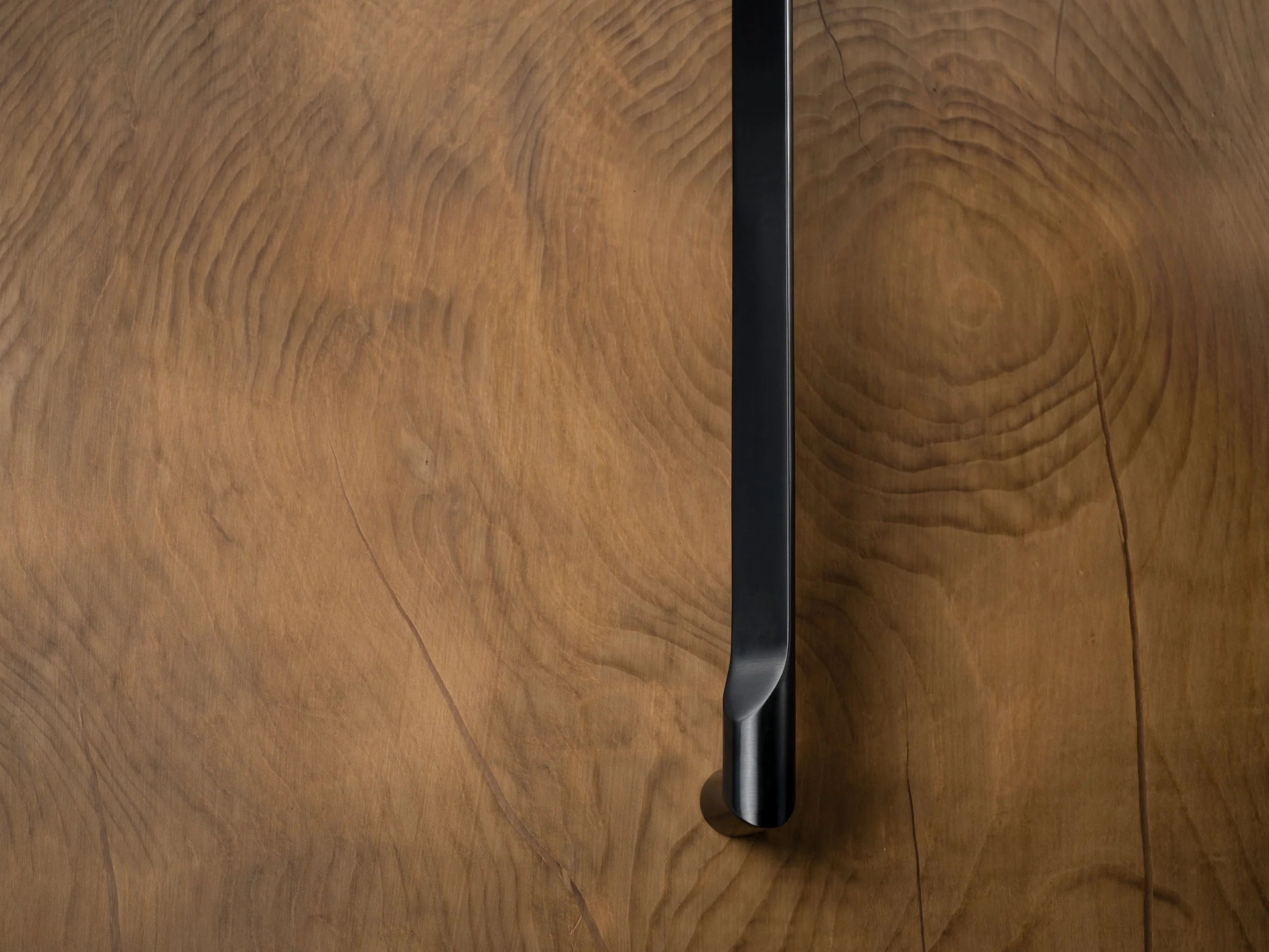  La  poignée de tirage RIVIO  complète la série 