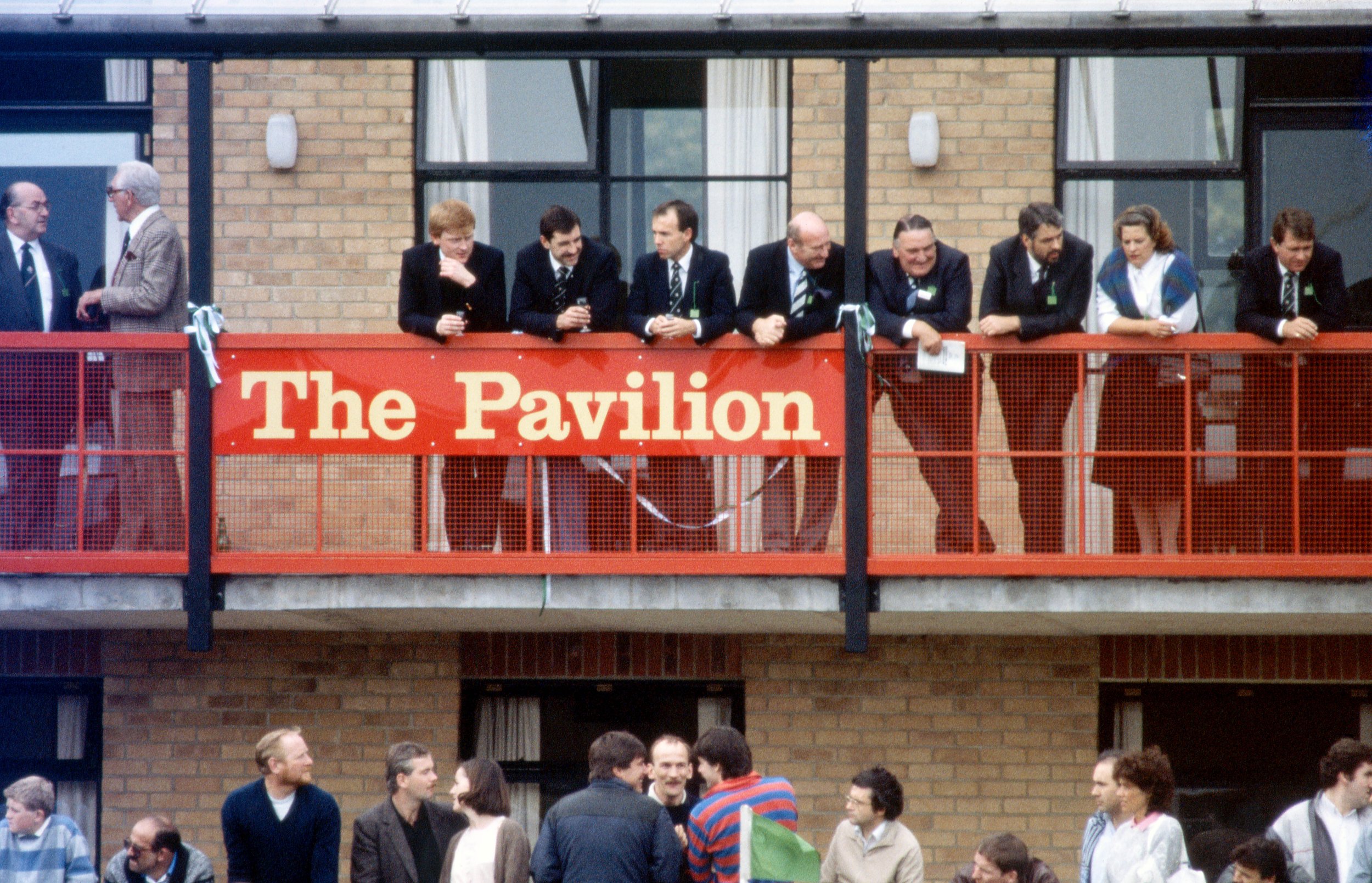 19860906_PJ_003456_New_London_Irish_Clubhouse.jpg