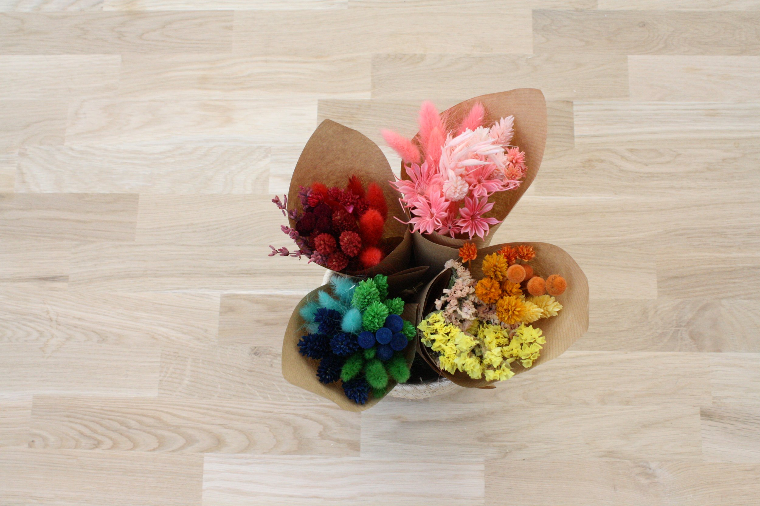 Botte de fleurs séchées colorées pour kit DIY