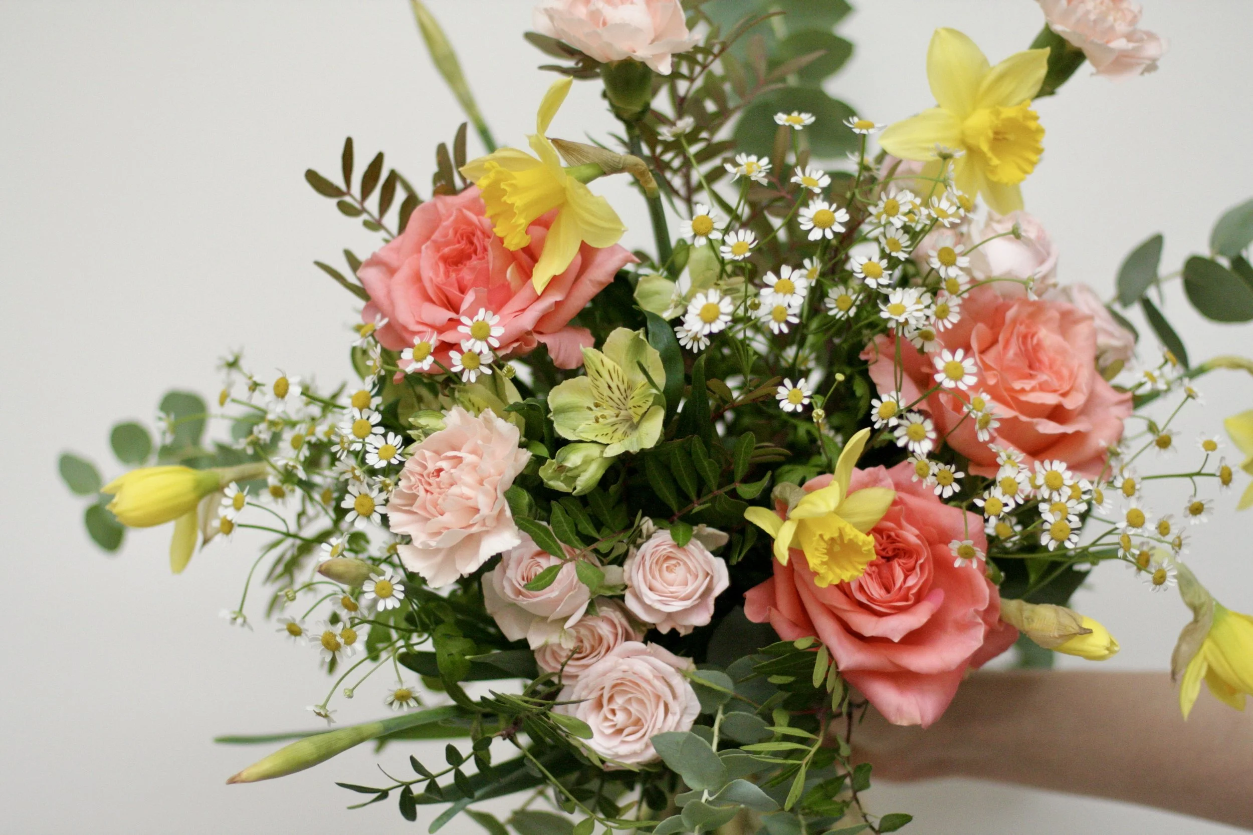 bouquet soleil fleurs printemps jonquille grands-mères Pâques livraison val d'Europe serris