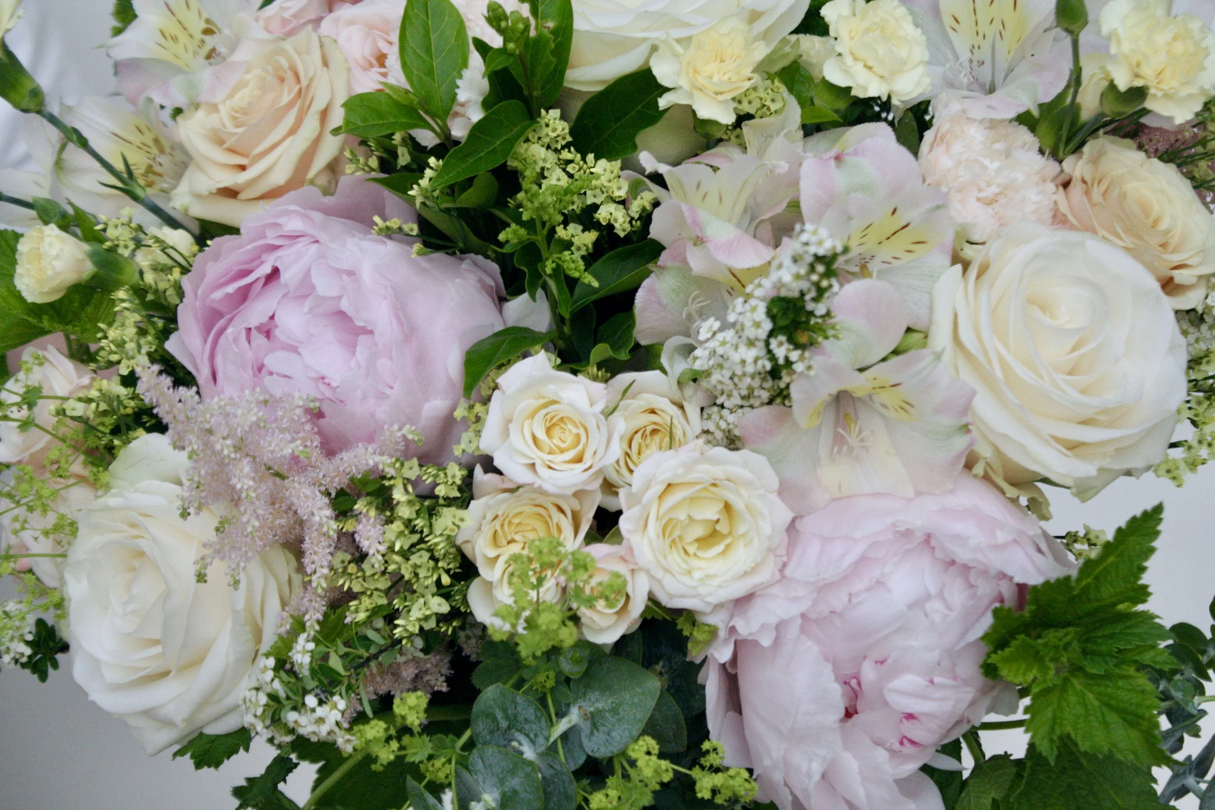 bouquet fête des mères livraison pivoine rose jaune