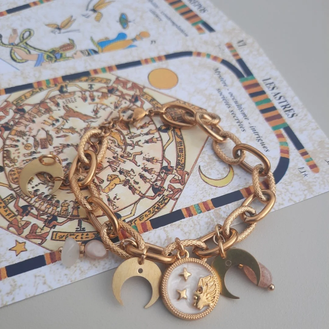 Bracelet chaine gourmette SELENE Pierres de Lune et Médaille Astro