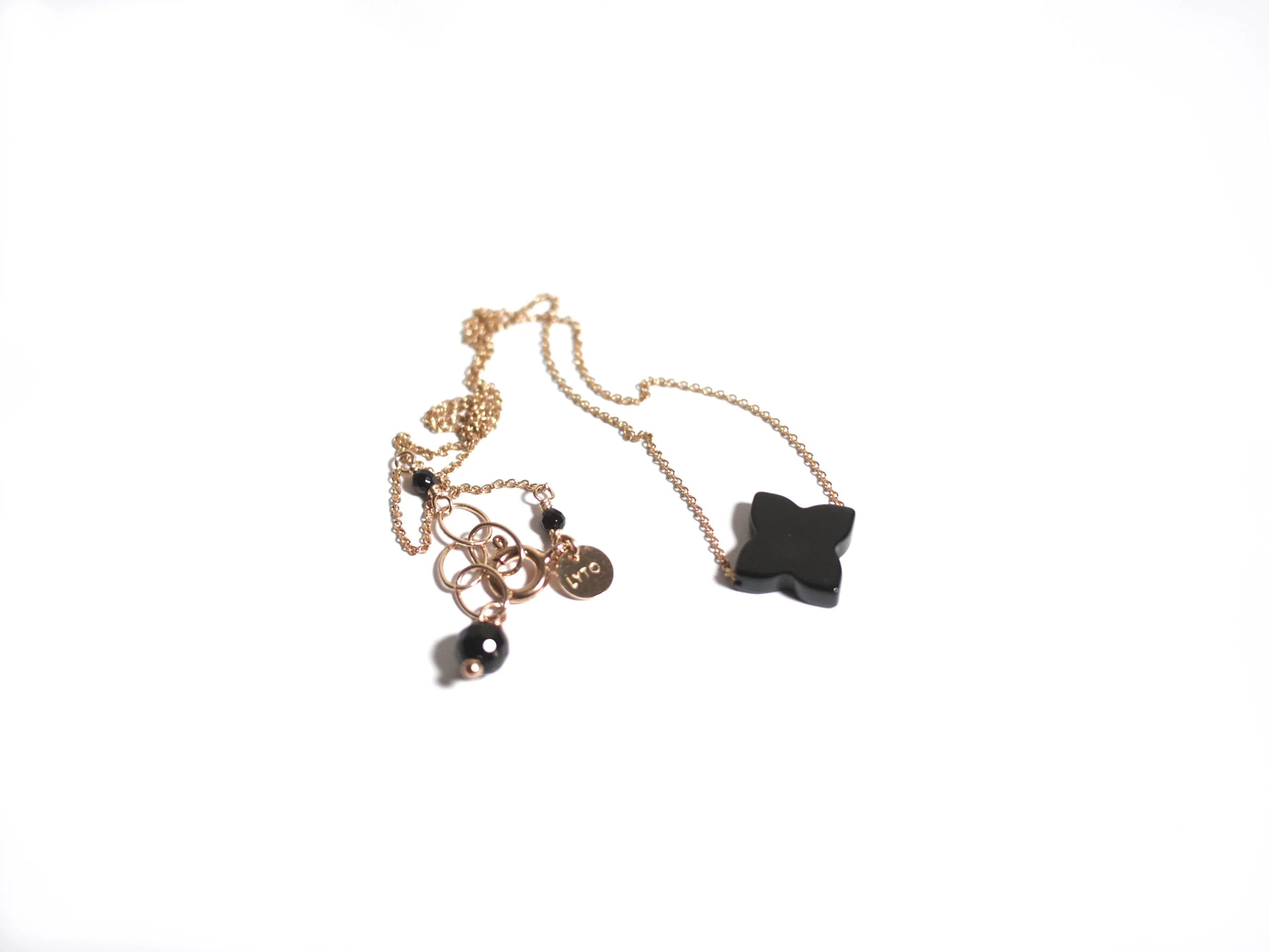 lyto_collier_asdetrefle_onyx_noir_1.jpg