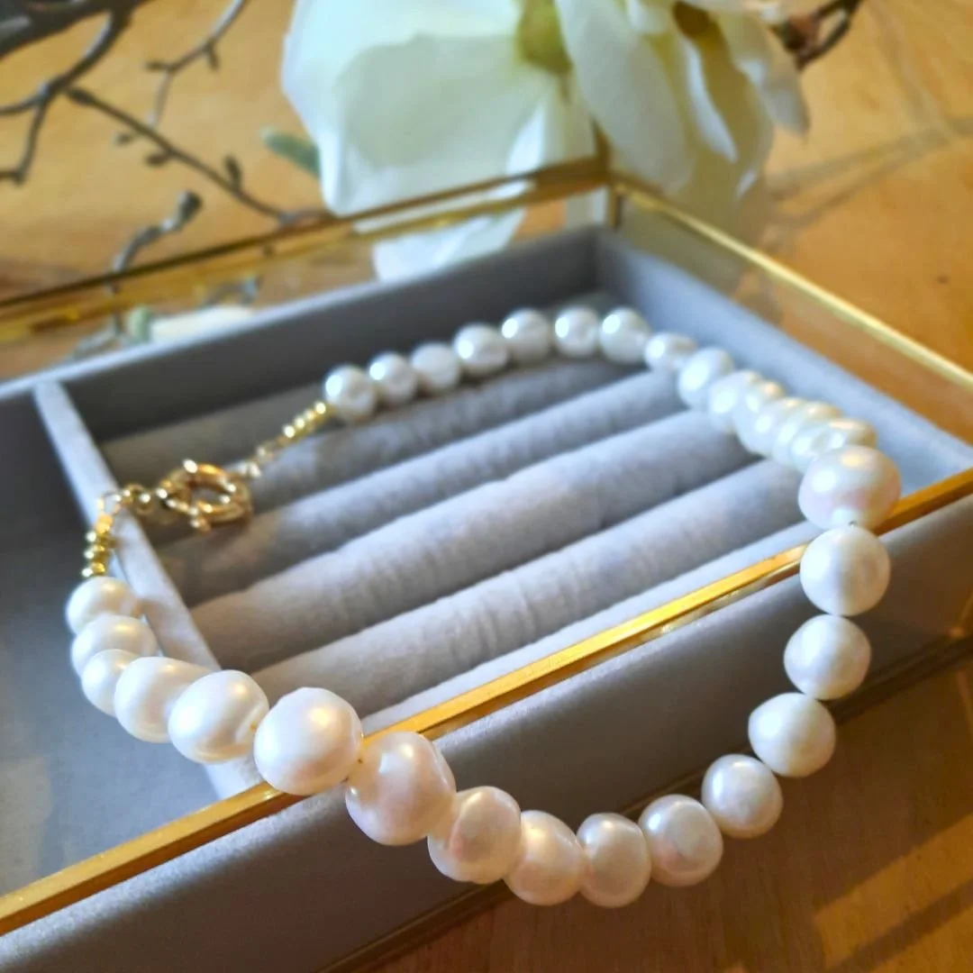 Collier De Perles Blanches - Perles En Verre Violet - Occasion