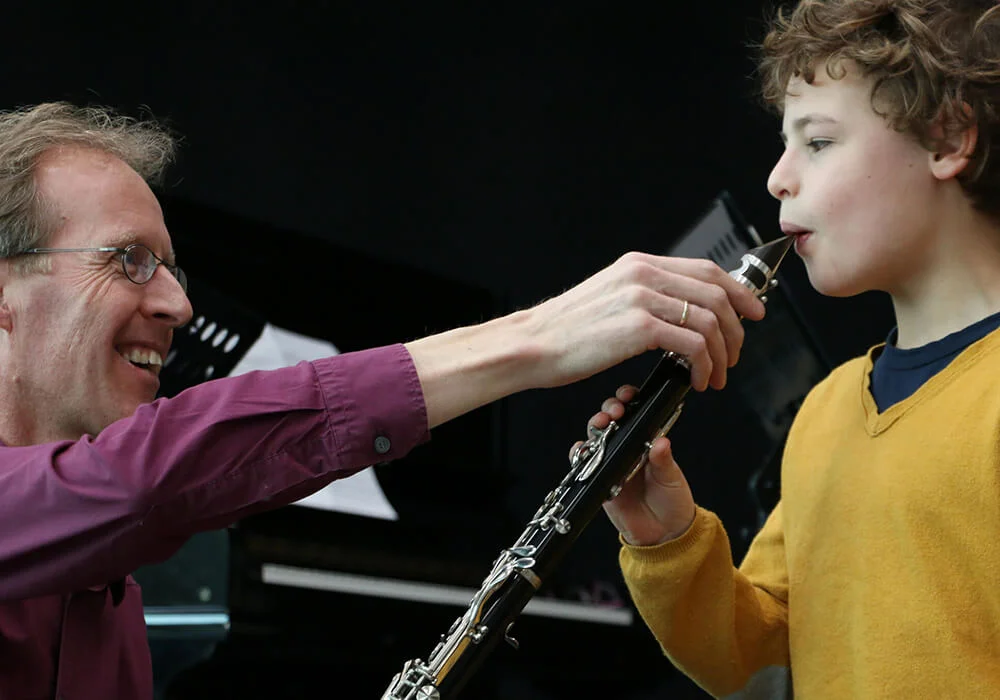 jonge klarinet cursist muziek op maat zuidhorn