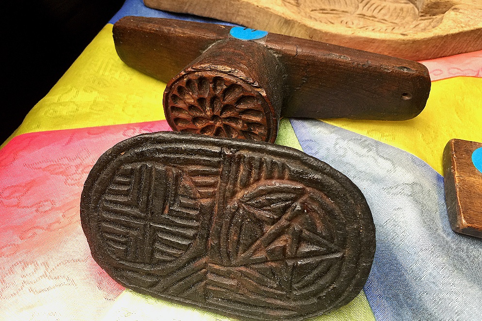 Wooden rice cake stamps