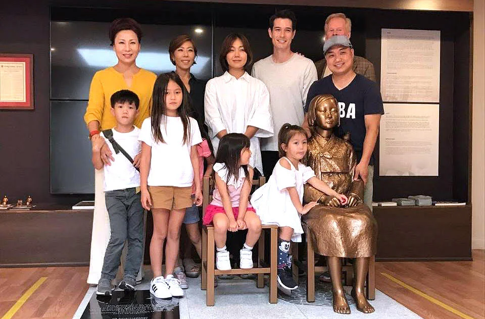 Korean entertainment family visited MOKAH