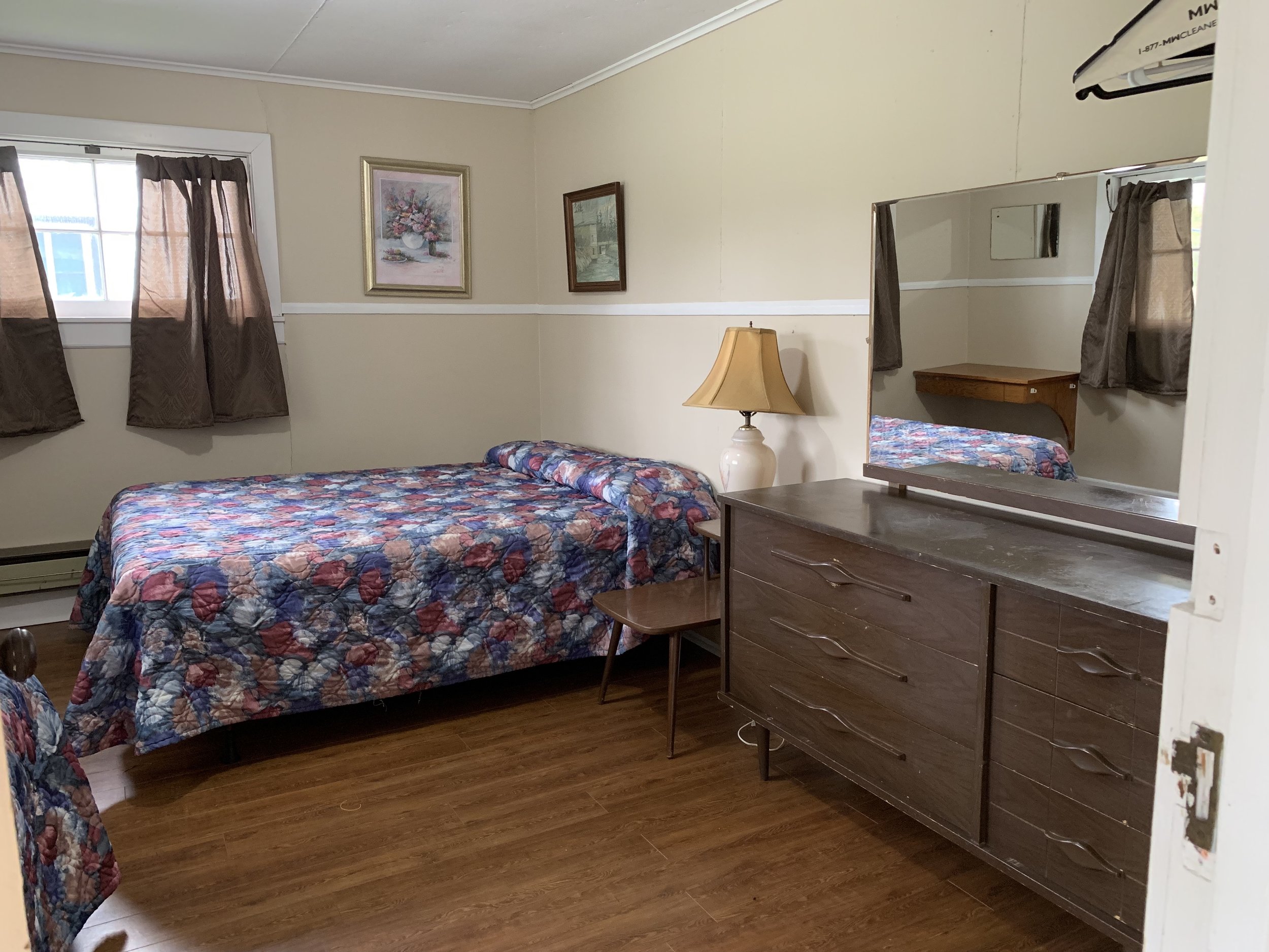 cabin1.jpg