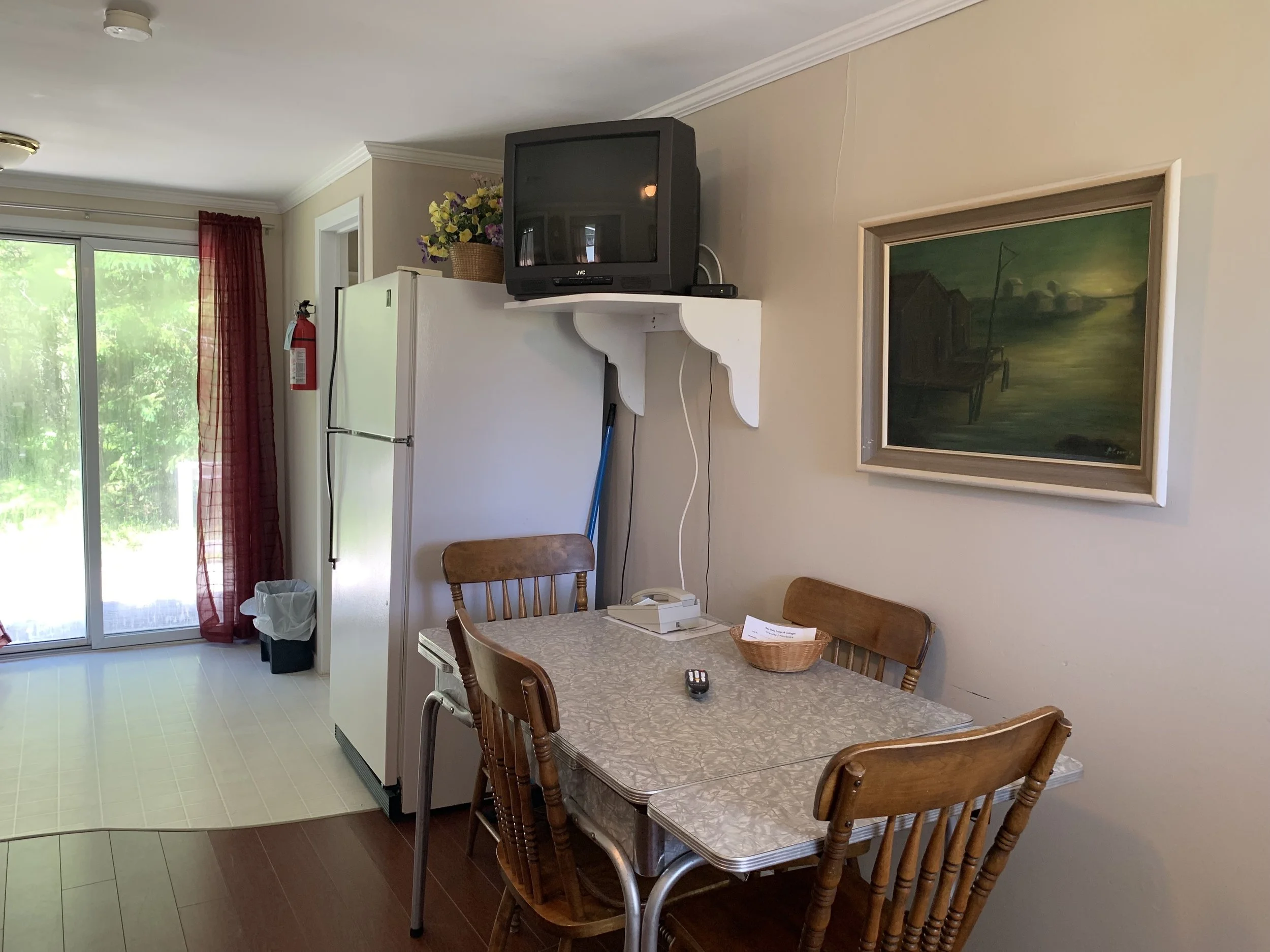 cottage102.jpg
