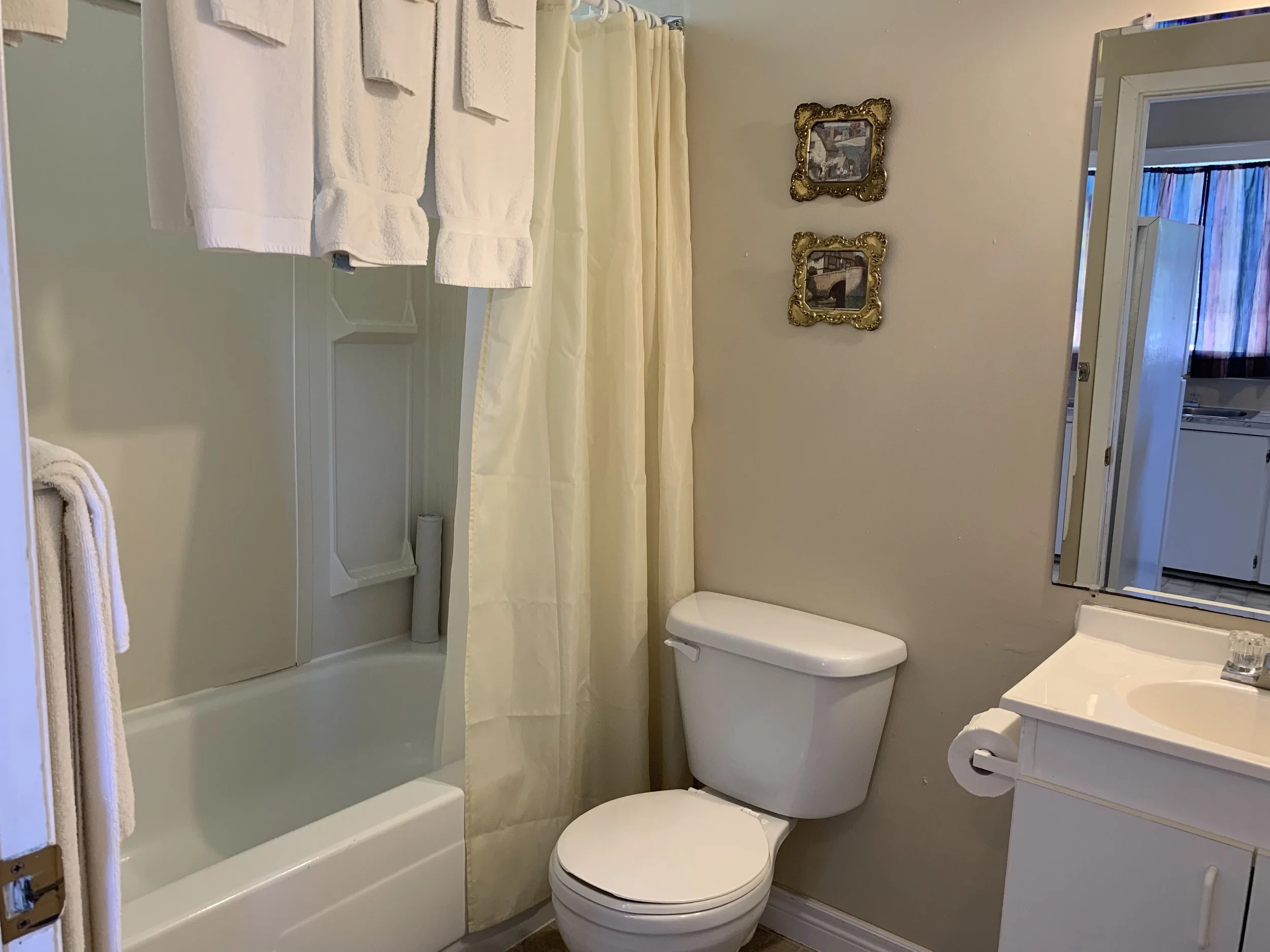cottage126.jpg