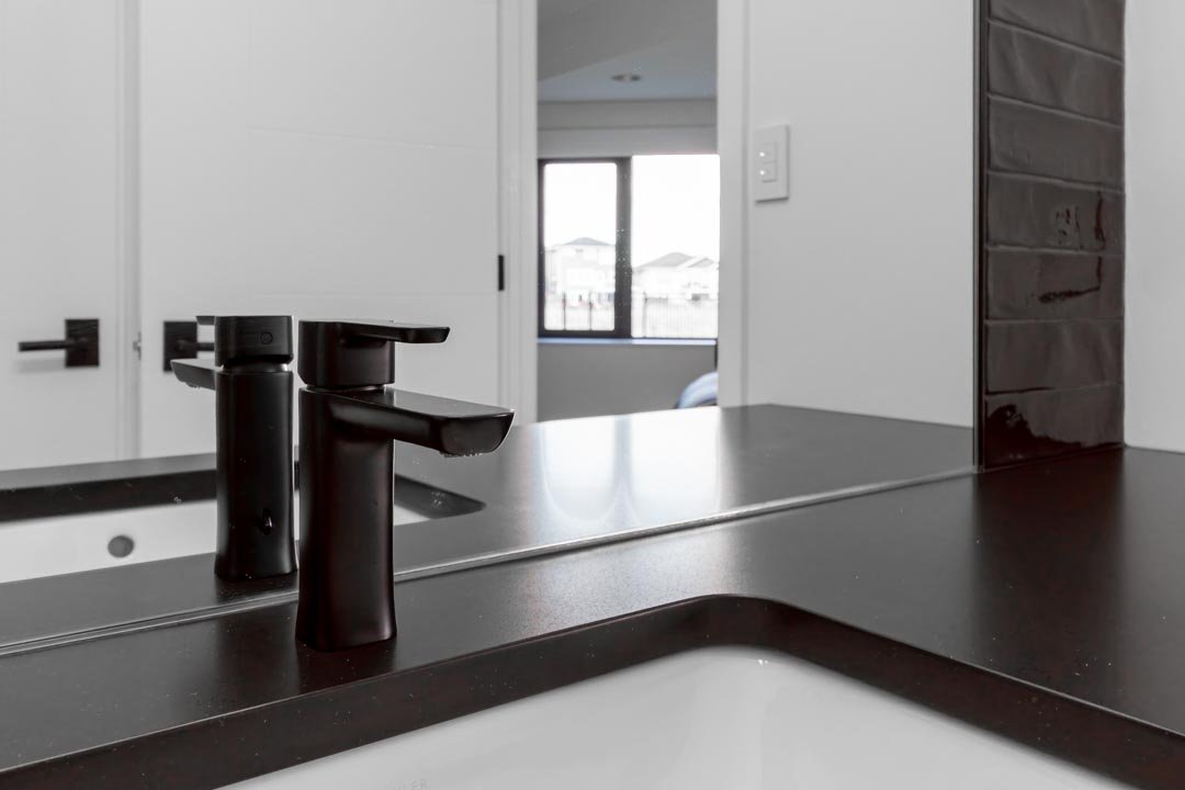 Hummingbird LL Bath-4.jpg