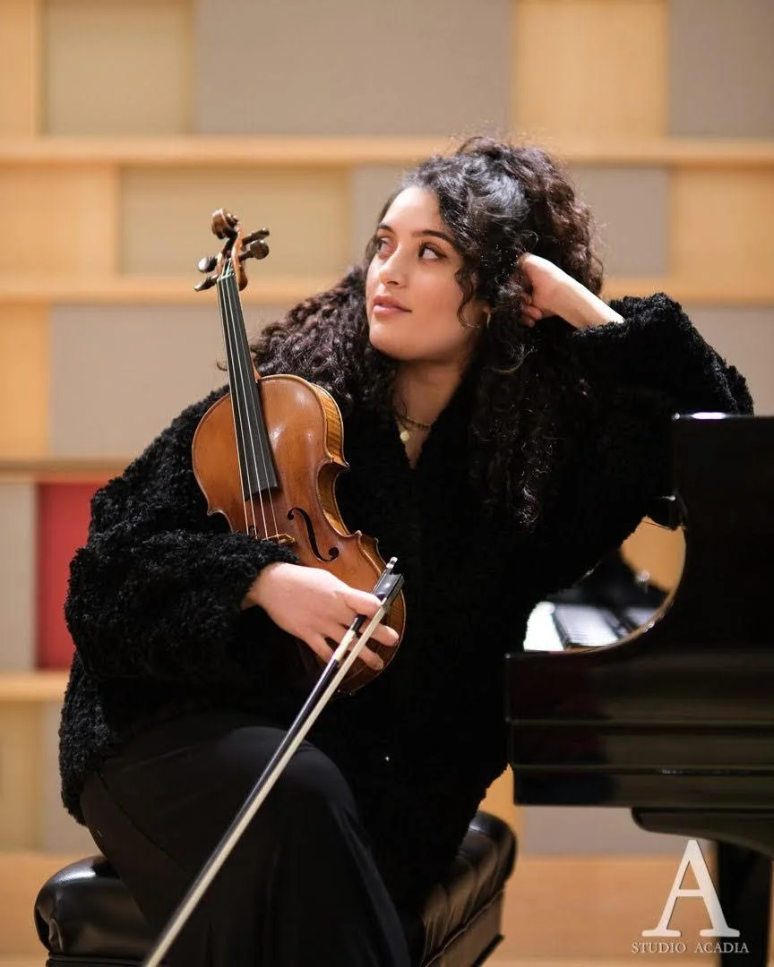 Nikki Naghavi Portrait 2023.jpeg