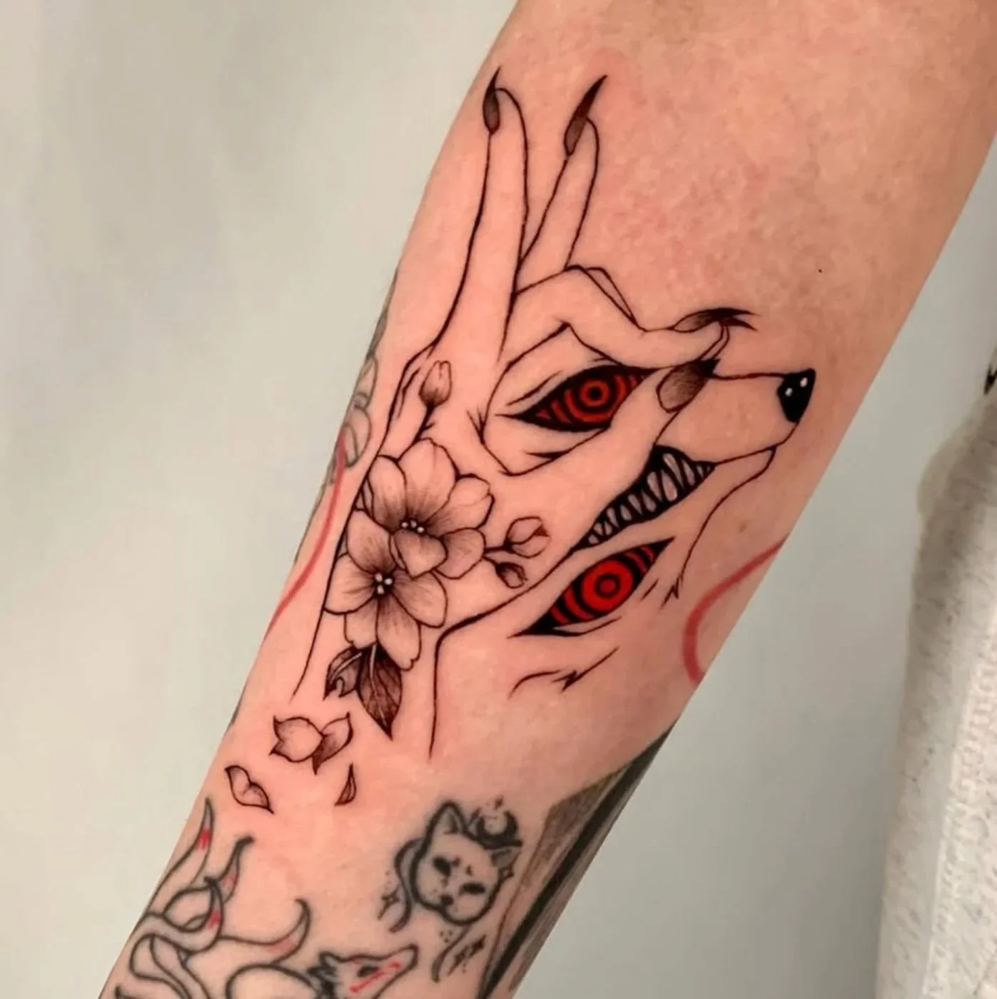 Vanessa To is a Calgary-based tattoo apprentice specializing in anime, and abstract tattoos.