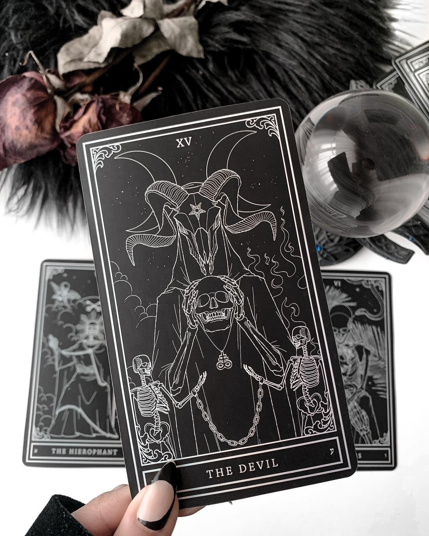 Killstar Tarot Cards Just Restocked! Click the link in our bio to shop! ✨⁠
&bull;⁠
📸: @witchymassacre⁠
&bull;⁠
#KILLSTAR #ALTFASHION #TAROTCARDS #TAROT #INKEDSHOP