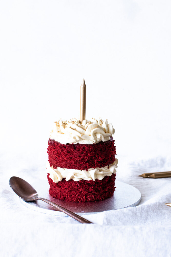 8 CONSEJOS PARA UN RED VELVET CAKE CON LA TEXTURA PERFECTA — Sol Gundaker -  Recetas Clásicas con un Giro Moderno