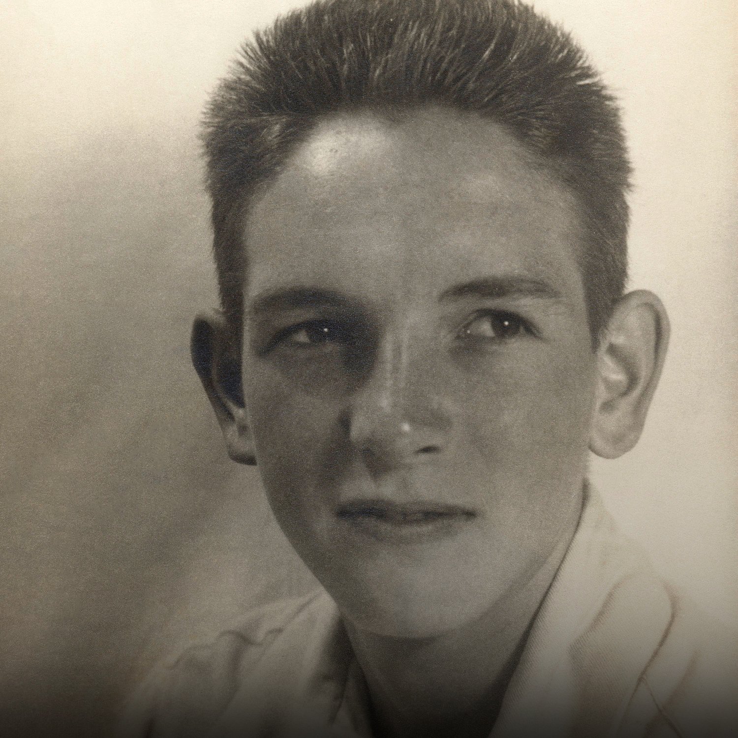 1930-1956 | Early Life