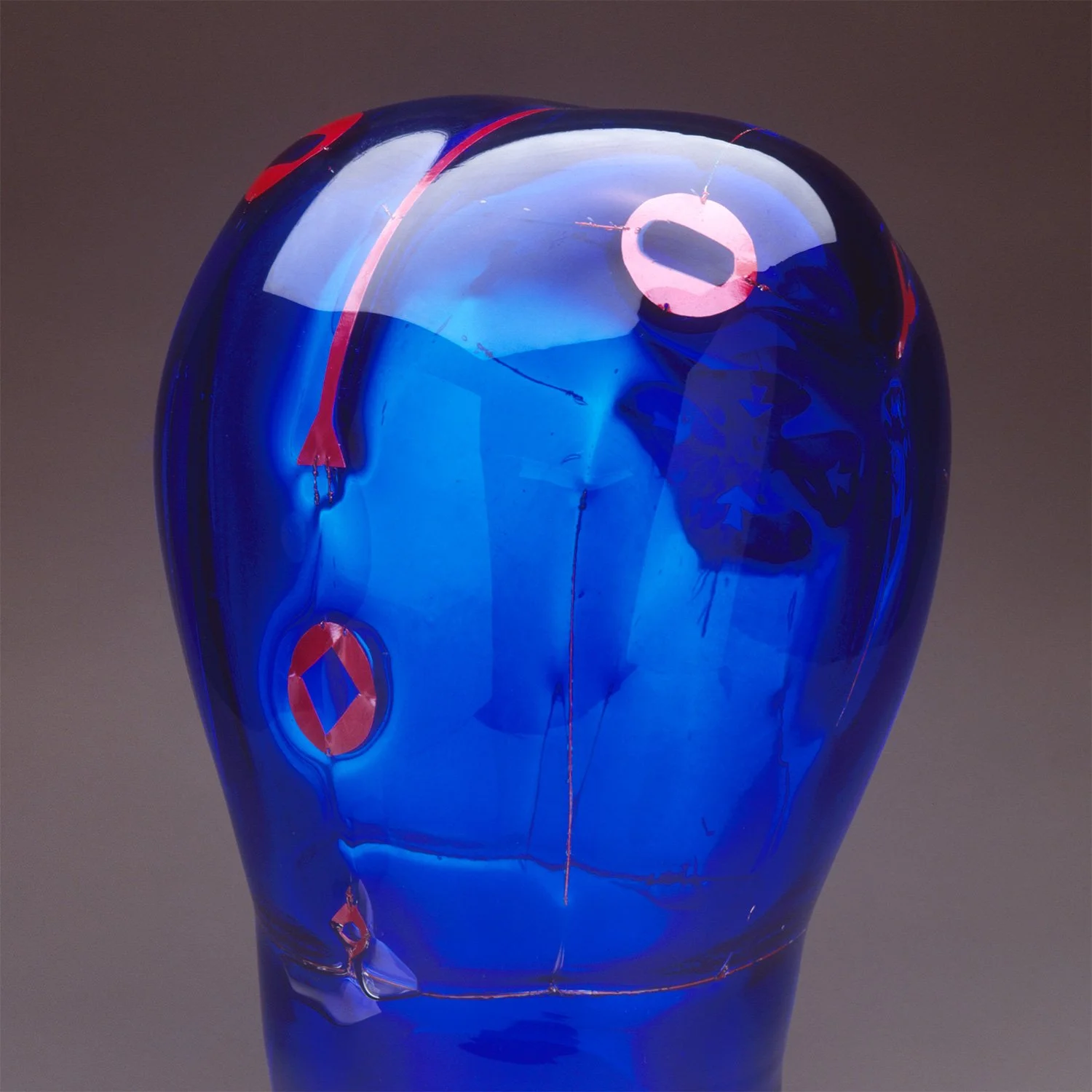 DAS0038s2-Don-Shepherd-artist-designer-art-design-glass-sculpture–Encased-Metal-Heads-1982.jpg