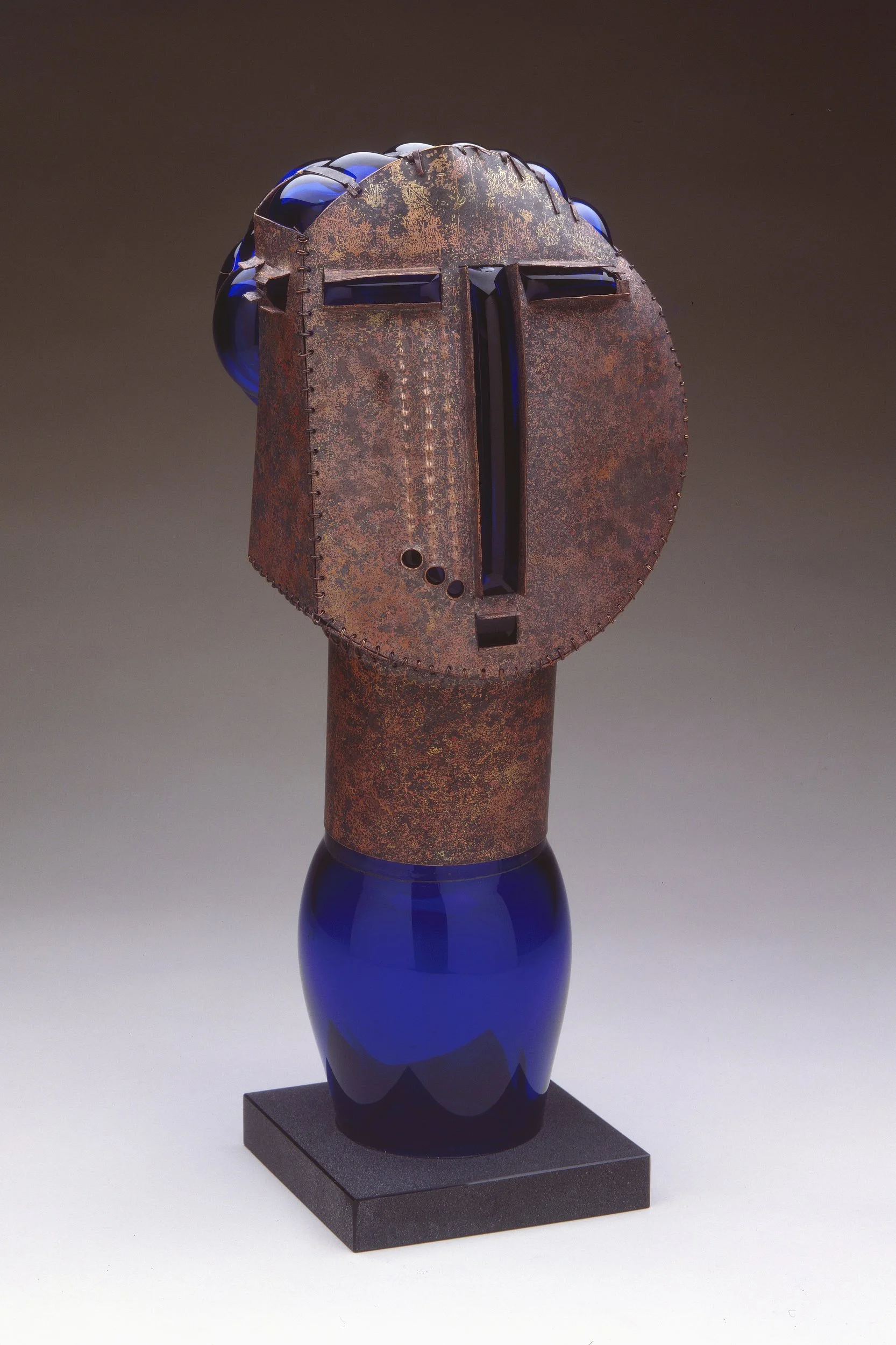 DAS0048-Don-Shepherd-artist-designer-glass-copper-masks-heads-sculpture-1982.jpg