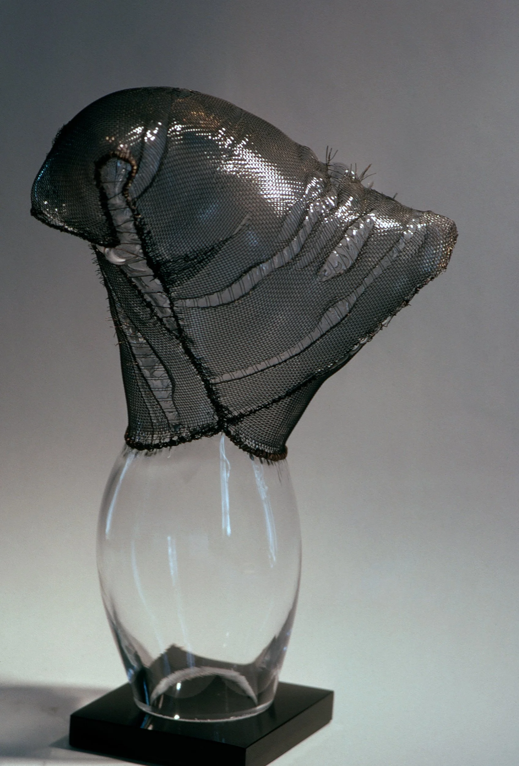 DAS0820-Don-Shepherd-artist-designer-glass-wire-mesh-sculpture-1980.jpg