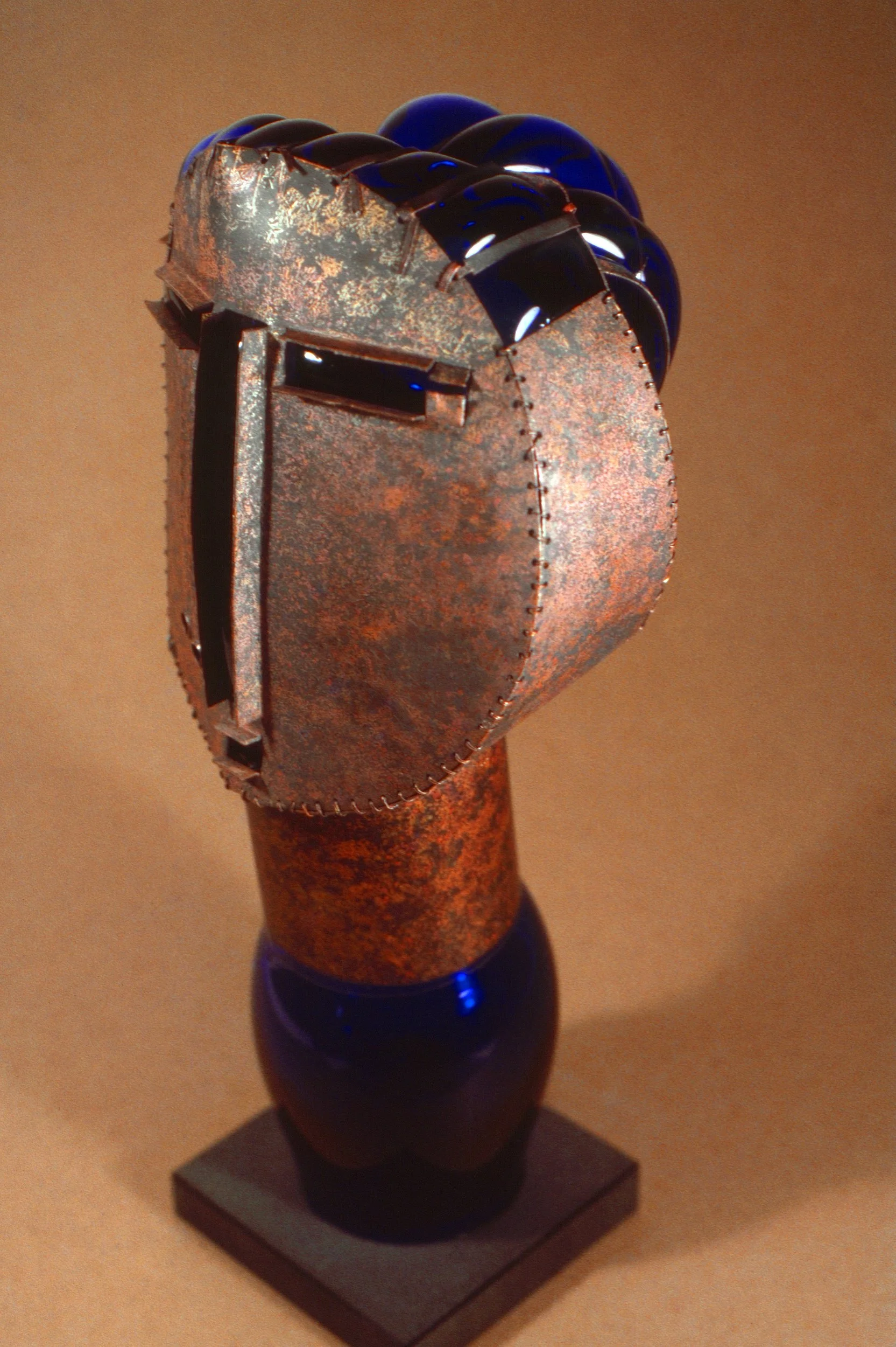 DAS0614-Don-Shepherd-artist-designer-glass-copper-masks-heads-sculpture-1982.jpg