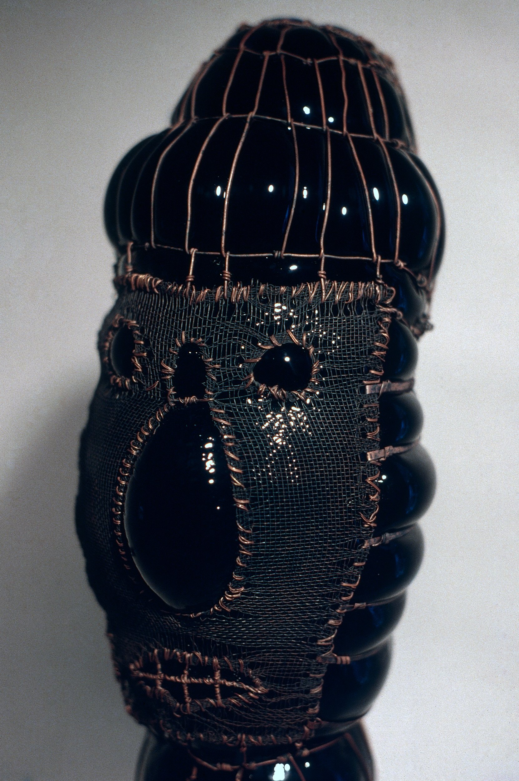 DAS0733-Don-Shepherd-artist-designer-glass-heads-wire-mesh-sculpture-1979.jpg