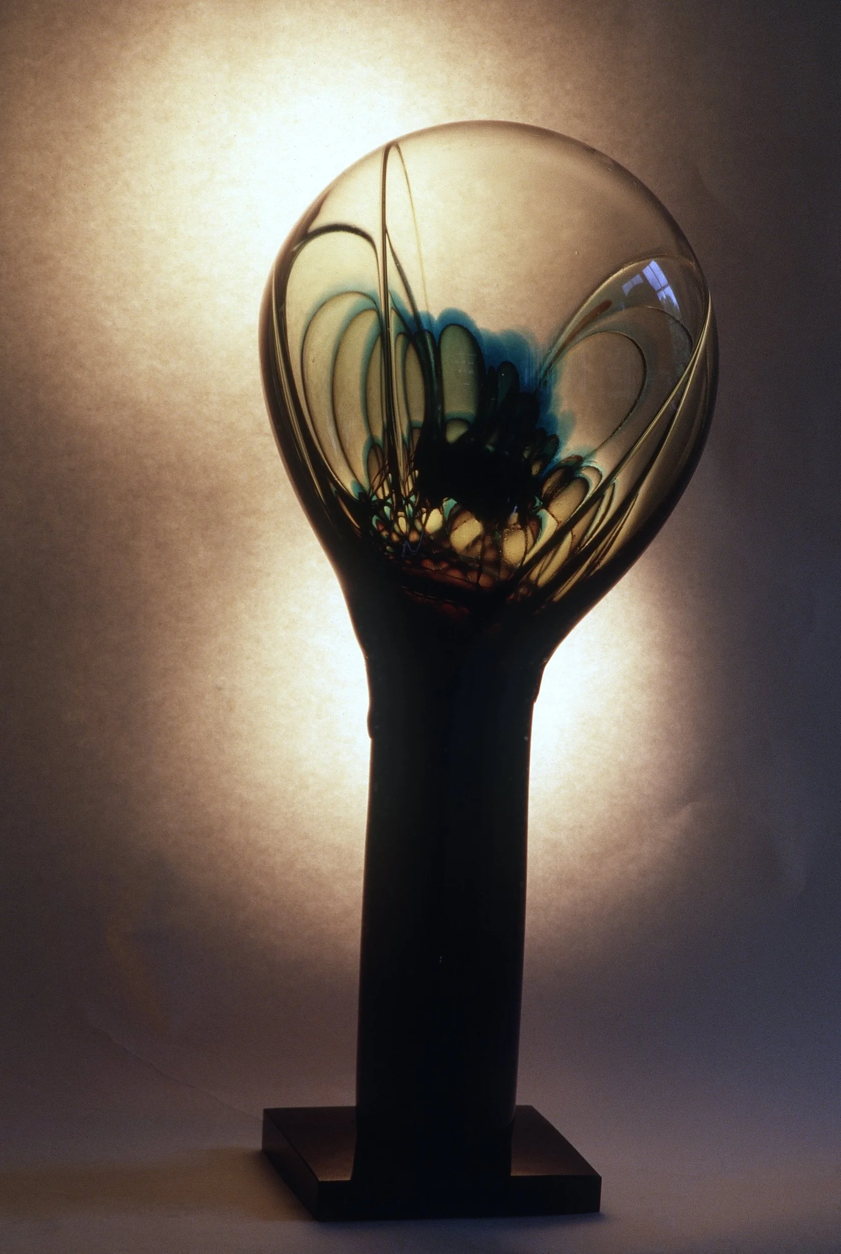 DAS0632-Don-Shepherd-artist-designer-glass-metal-wire-sculpture-Nebula-Series-1979.jpg