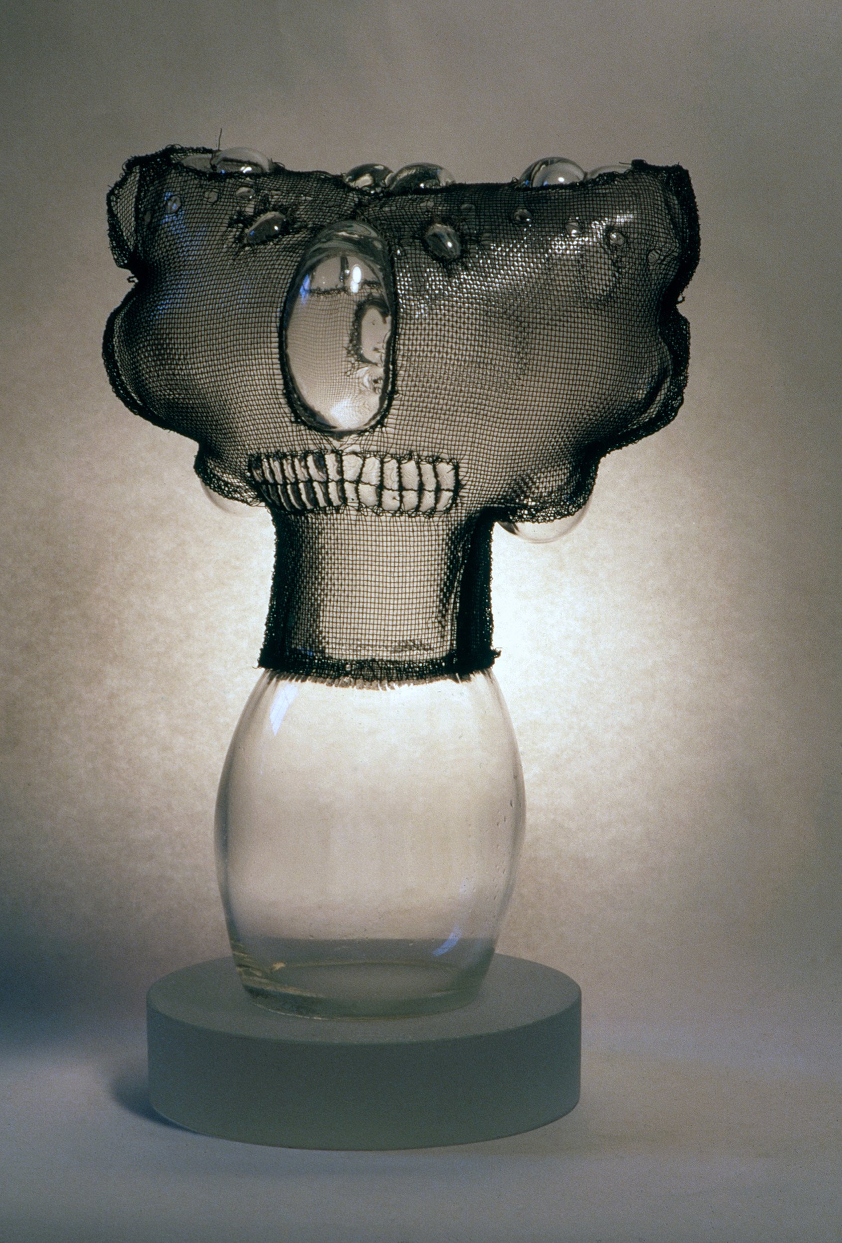 DAS0793-Don-Shepherd-artist-designer-glass-heads-wire-mesh-sculpture-1975.jpg