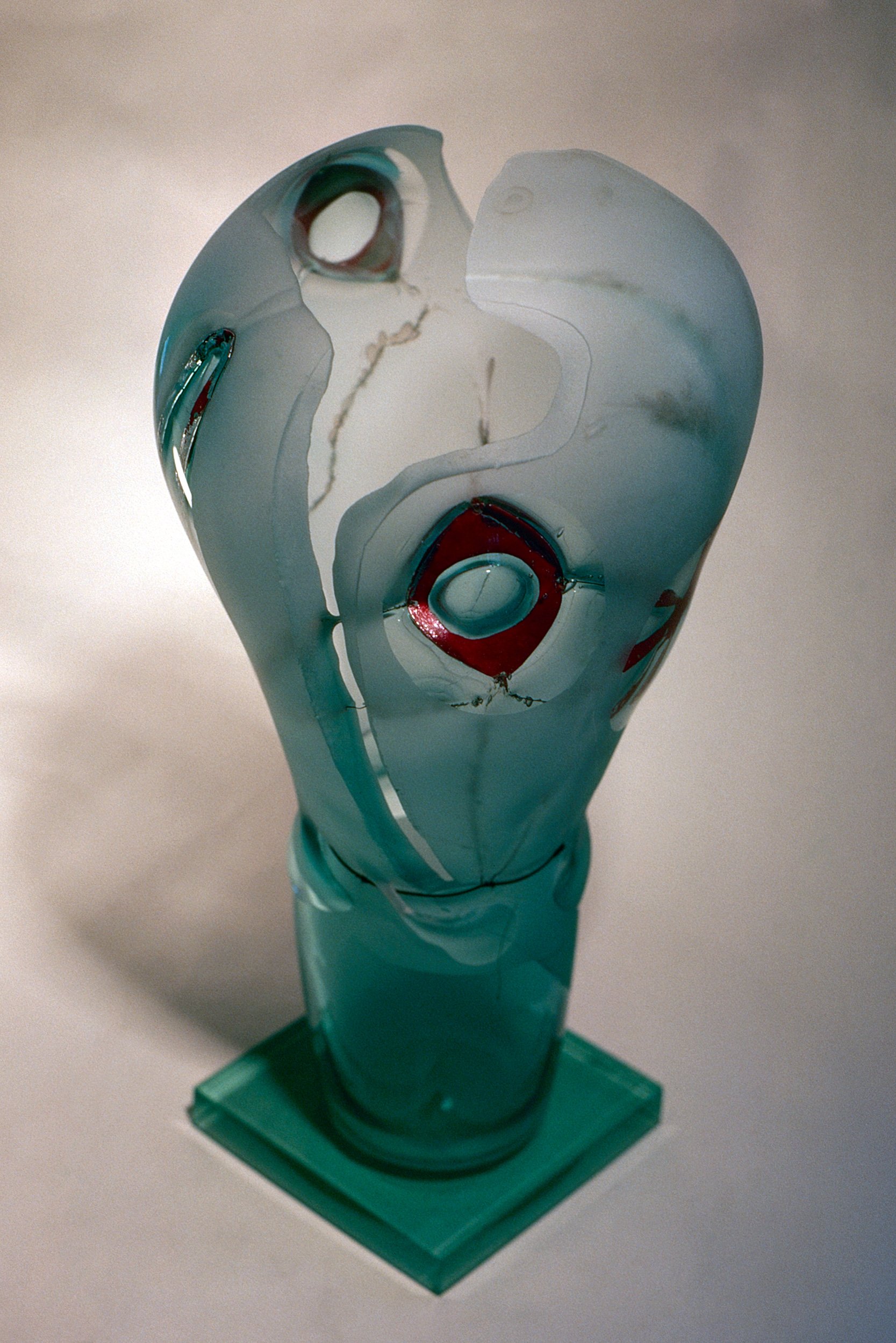 DAS0414-Don-Shepherd-artist-designer-glass-encased-metal-heads-sculpture-Transcending-Head-1981.jpg