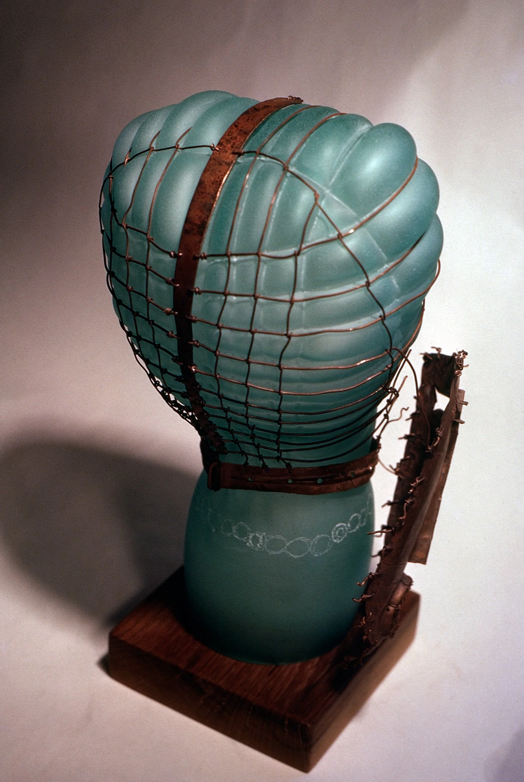 DAS0957-Don-Shepherd-artist-designer-glass-copper-masks-heads-sculpture-Green-Head-1981.jpg