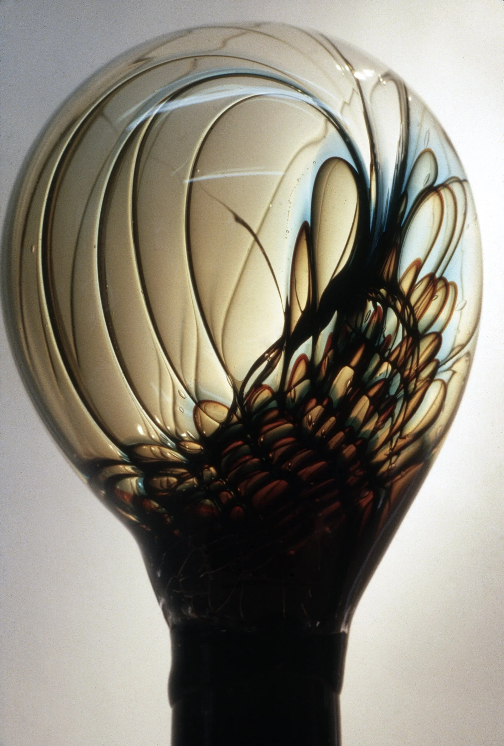 DAS0631-Don-Shepherd-artist-designer-glass-metal-wire-sculpture-Nebula-Series-1979.jpg