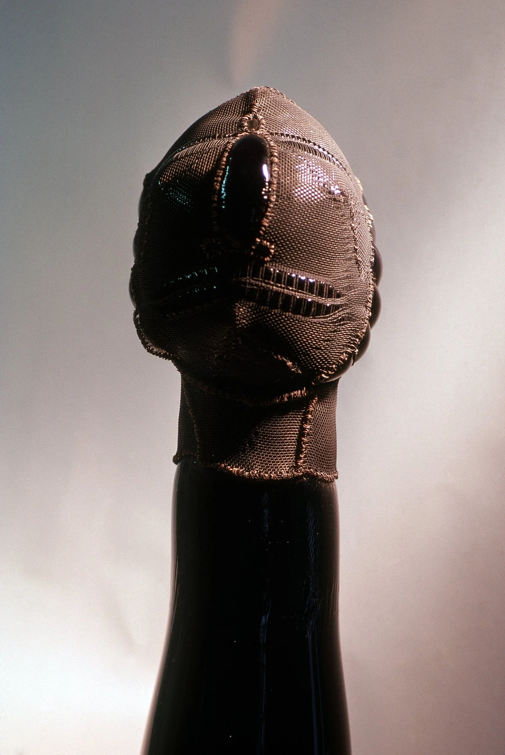 DAS0747-Don-Shepherd-artist-designer-glass-heads-wire-mesh-sculpture-1980.jpg