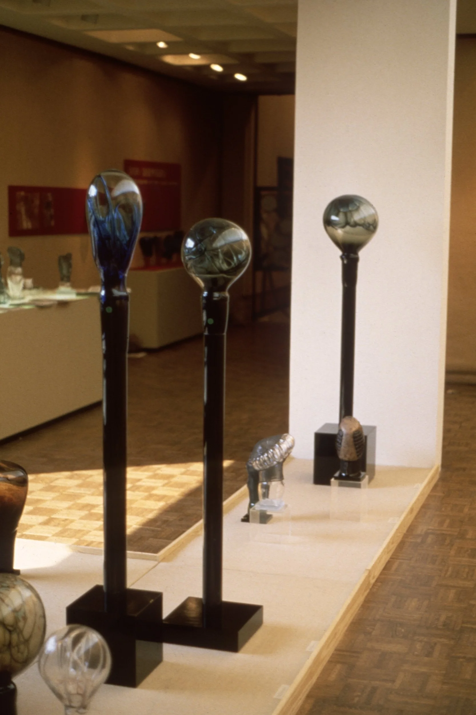 DAS0386-Don-Shepherd-artist-designer-glass-metal-wire-sculpture-Nebula-Series-1980.jpg