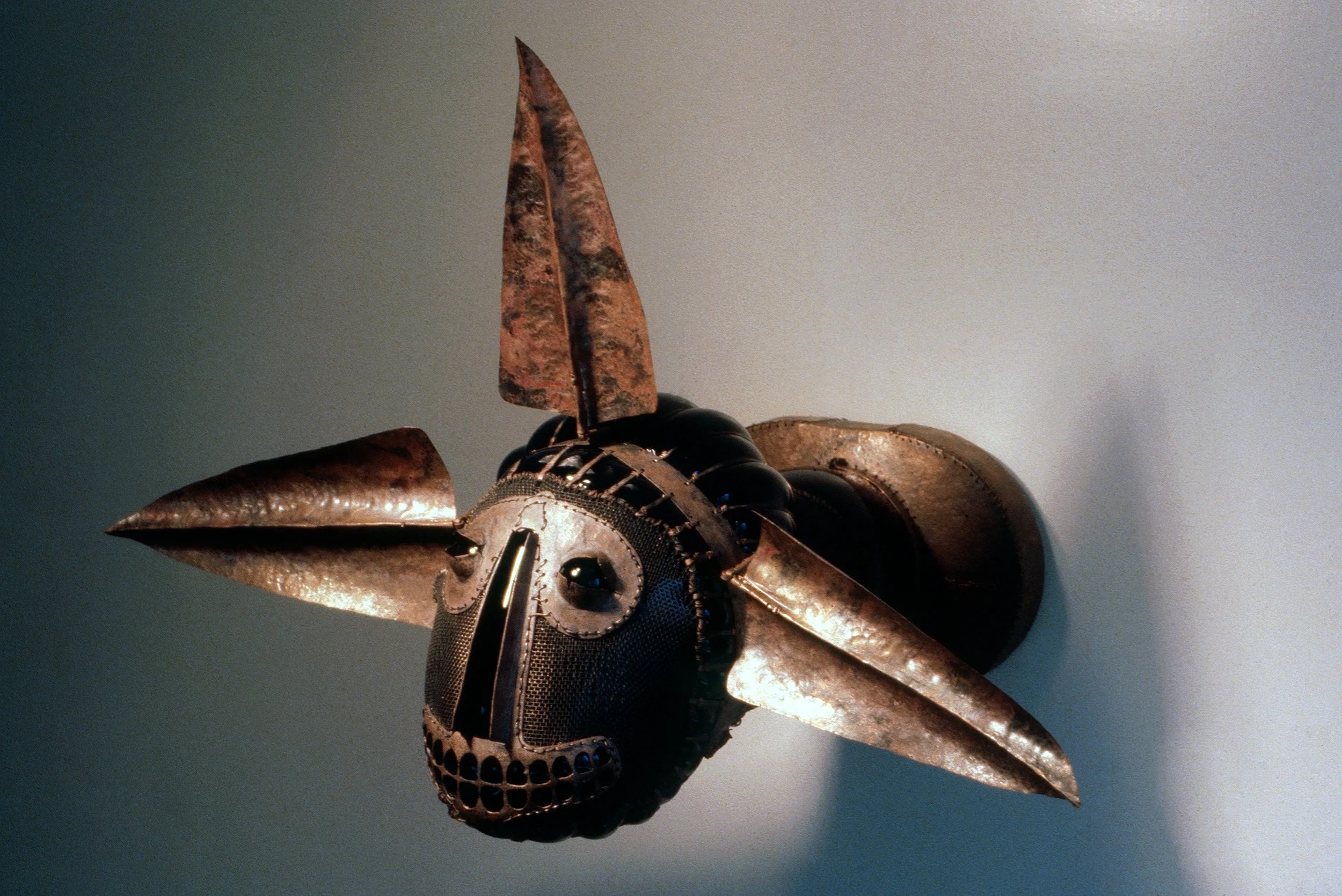 DAS0702-Don-Shepherd-artist-designer-glass-copper-masks-heads-sculpture-Transitional-Warrior-1981.jpg