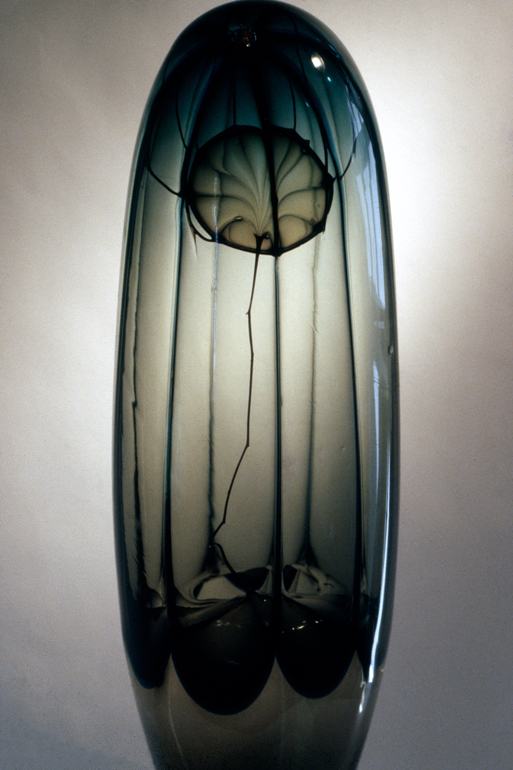 DAS0373-Don-Shepherd-artist-designer-glass-metal-wire-sculpture-Past-Astris-Nebula-Series-1979.jpg