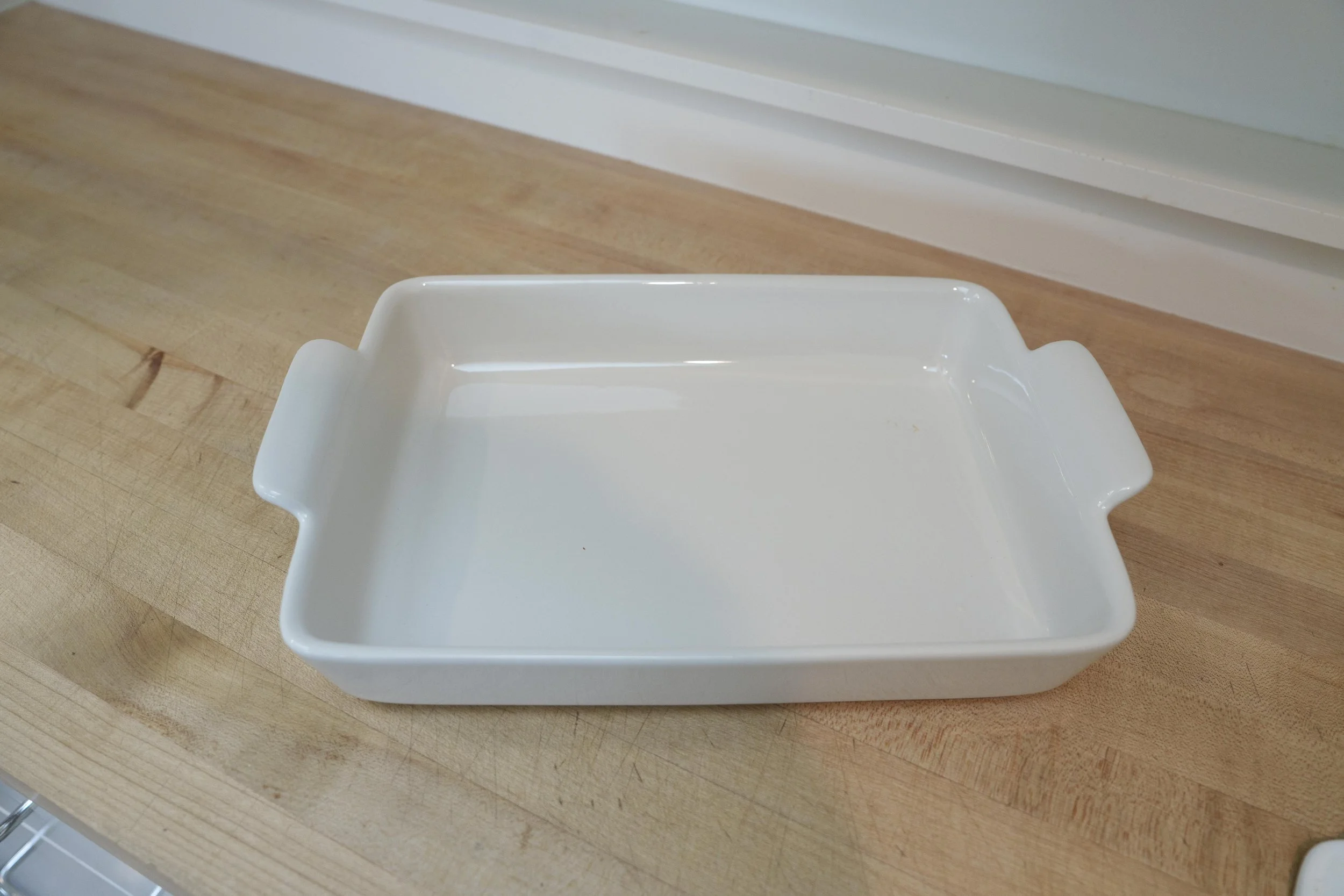 WhiteBakingDish.jpg