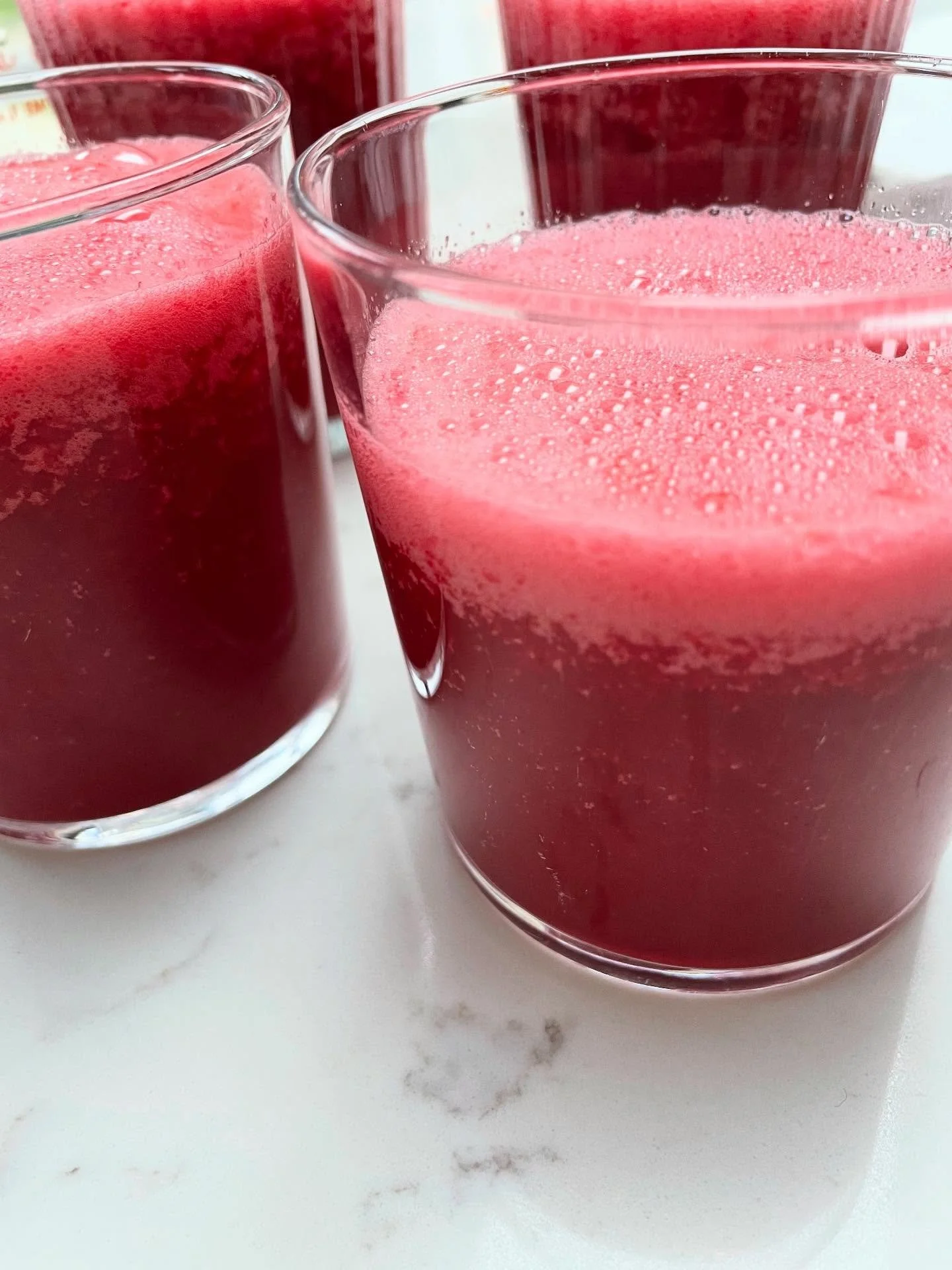 PERFECT FOR THE MORNING AFTER..

Watermelon, Apple, ginger, beetroot, lime, water

🧡🧡🧡