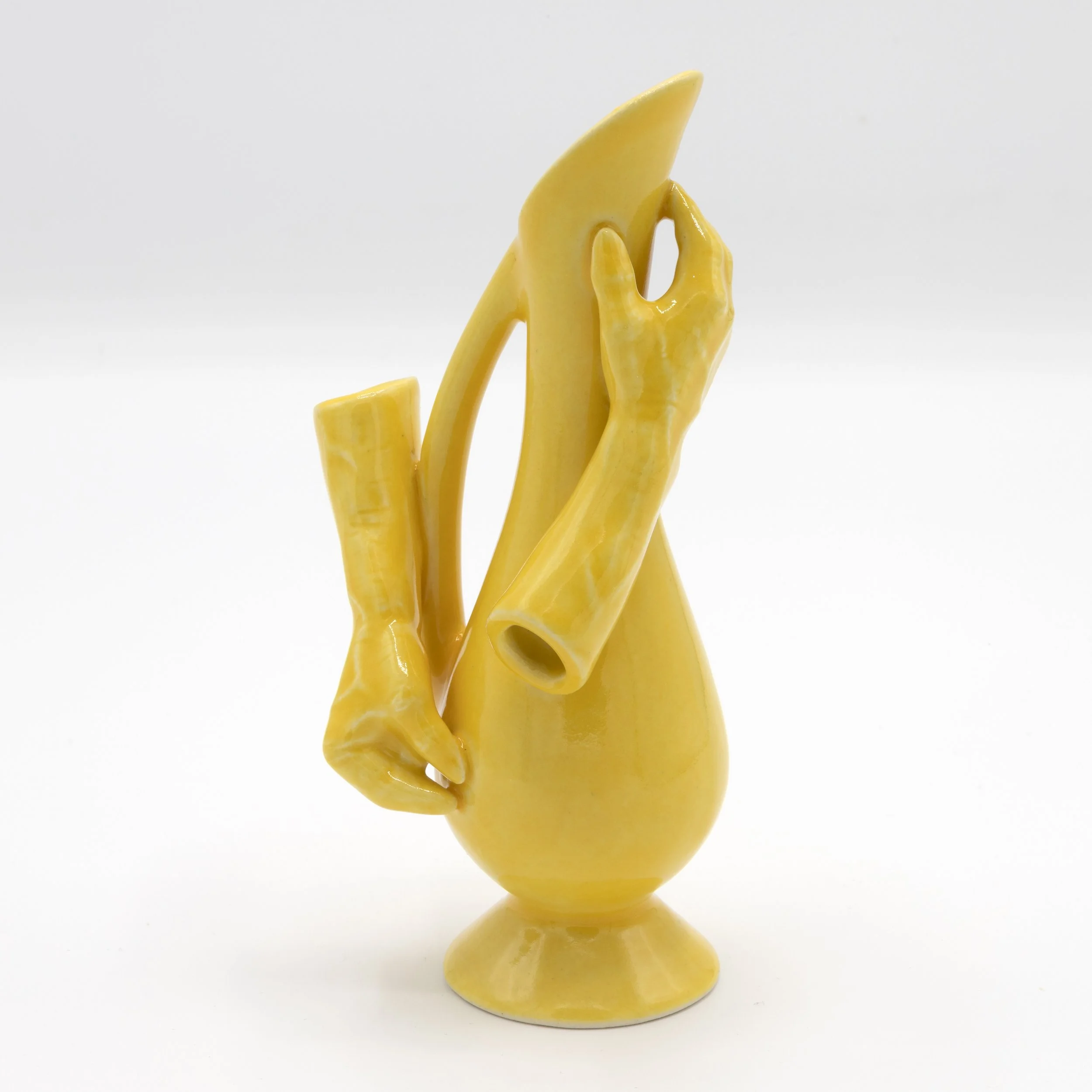 ManHandsVase_yellow-01.jpg
