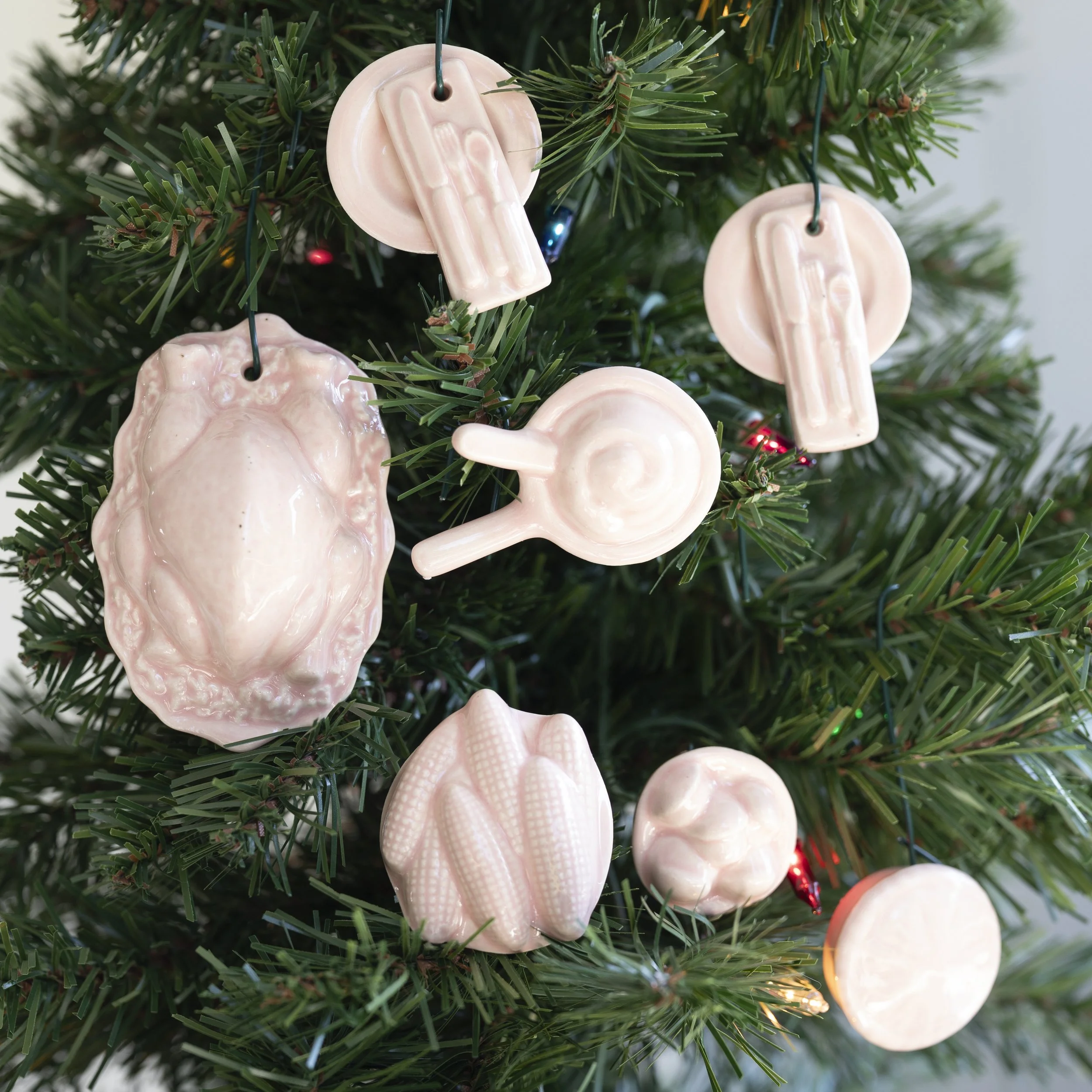 Ornament_Thanksgiving-pink.jpg