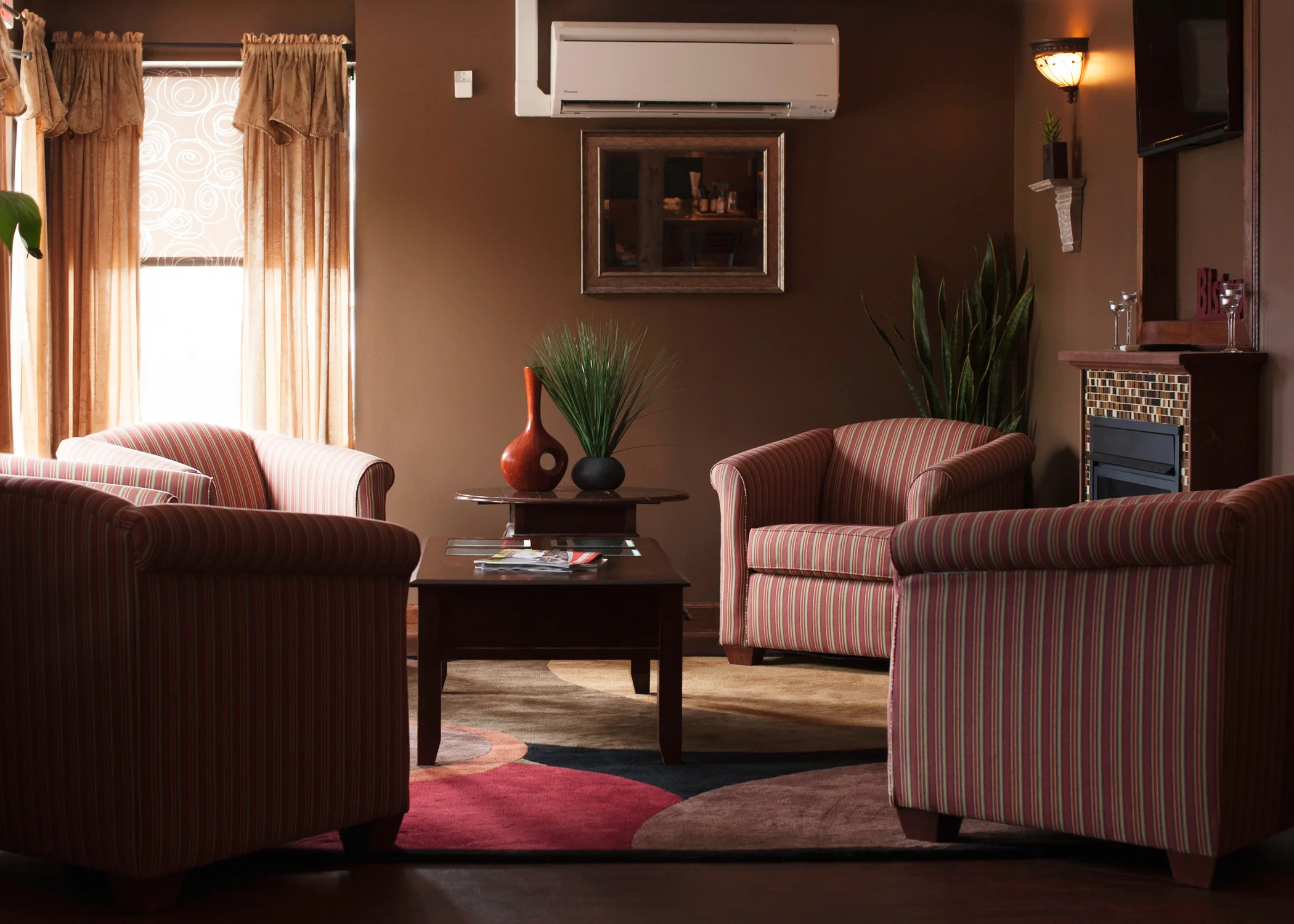 lounge_1.jpg