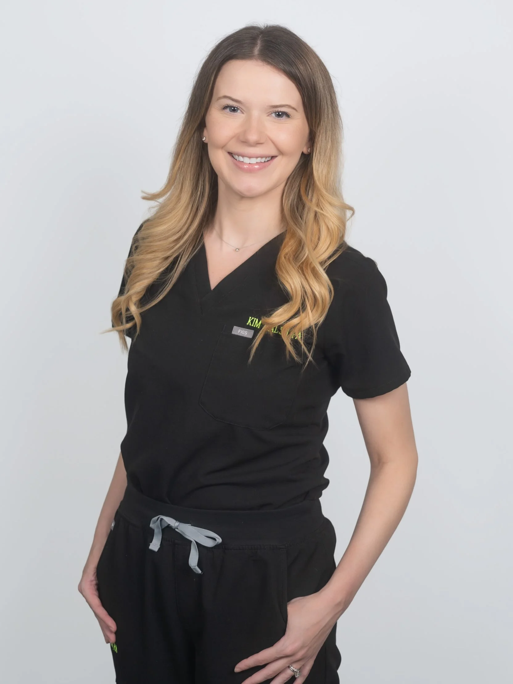 Time for new team headshots?

Updating your team&rsquo;s headshots is one of those things that is very easy to keep putting off.

Everyone is busy. Schedules are complicated. And suddenly you realize the photos on your website or LinkedIn profiles ar